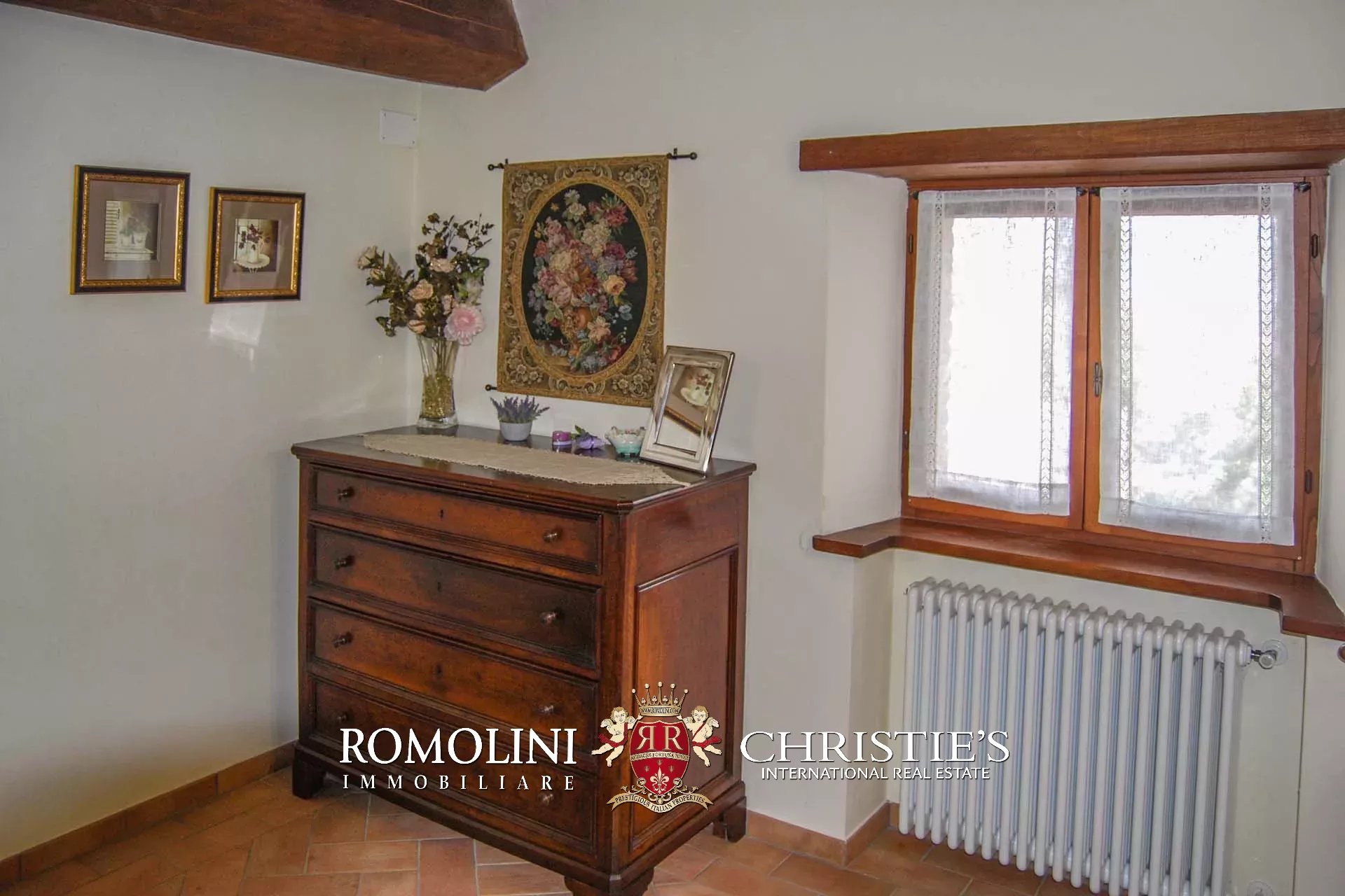 10 Bedroom Villa/Townhouse's Image 62