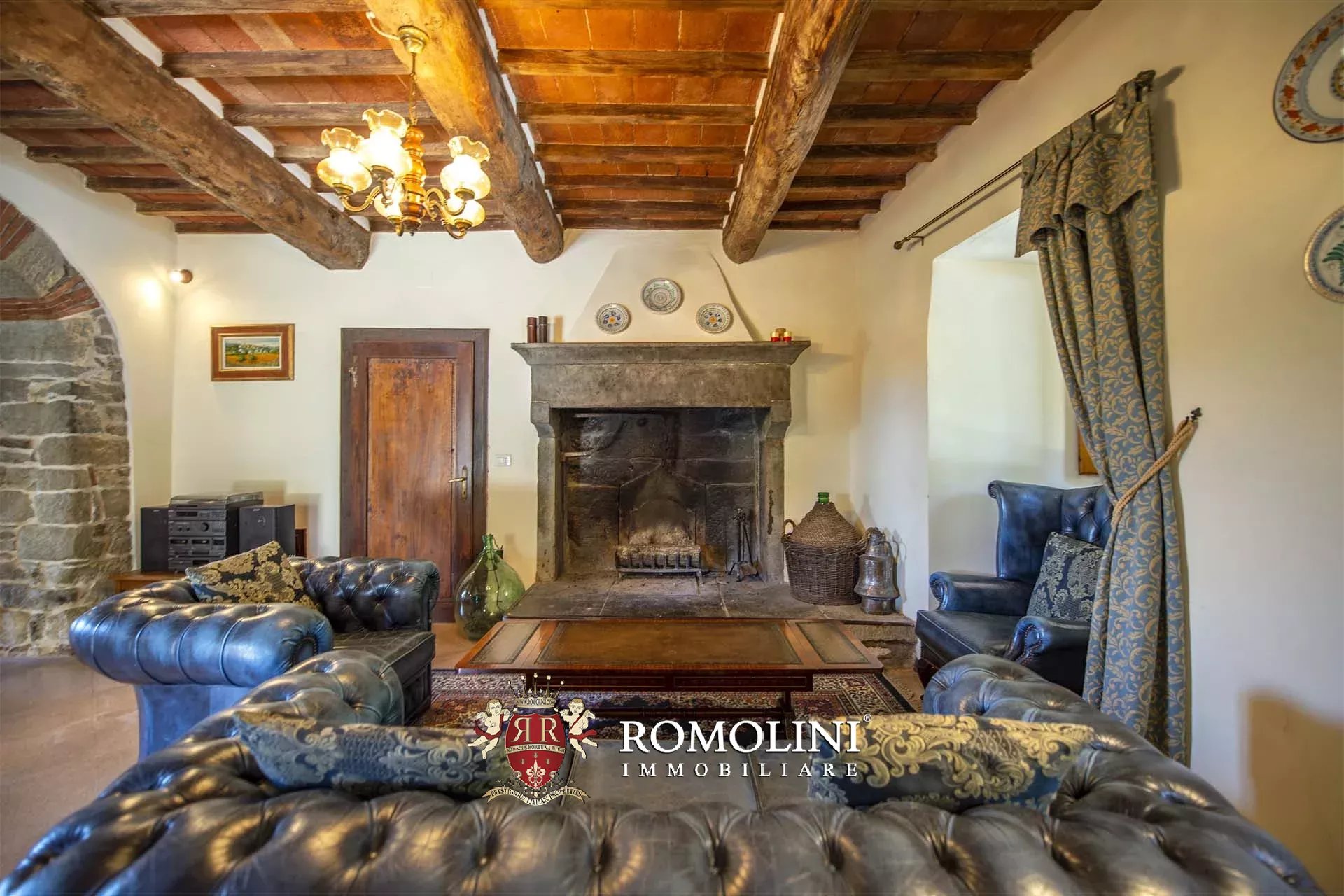 10 Bedroom Villa/Townhouse's Image 39