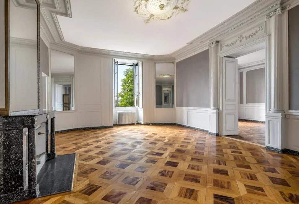 Elégance et charme au coeur de la cité de Calvin