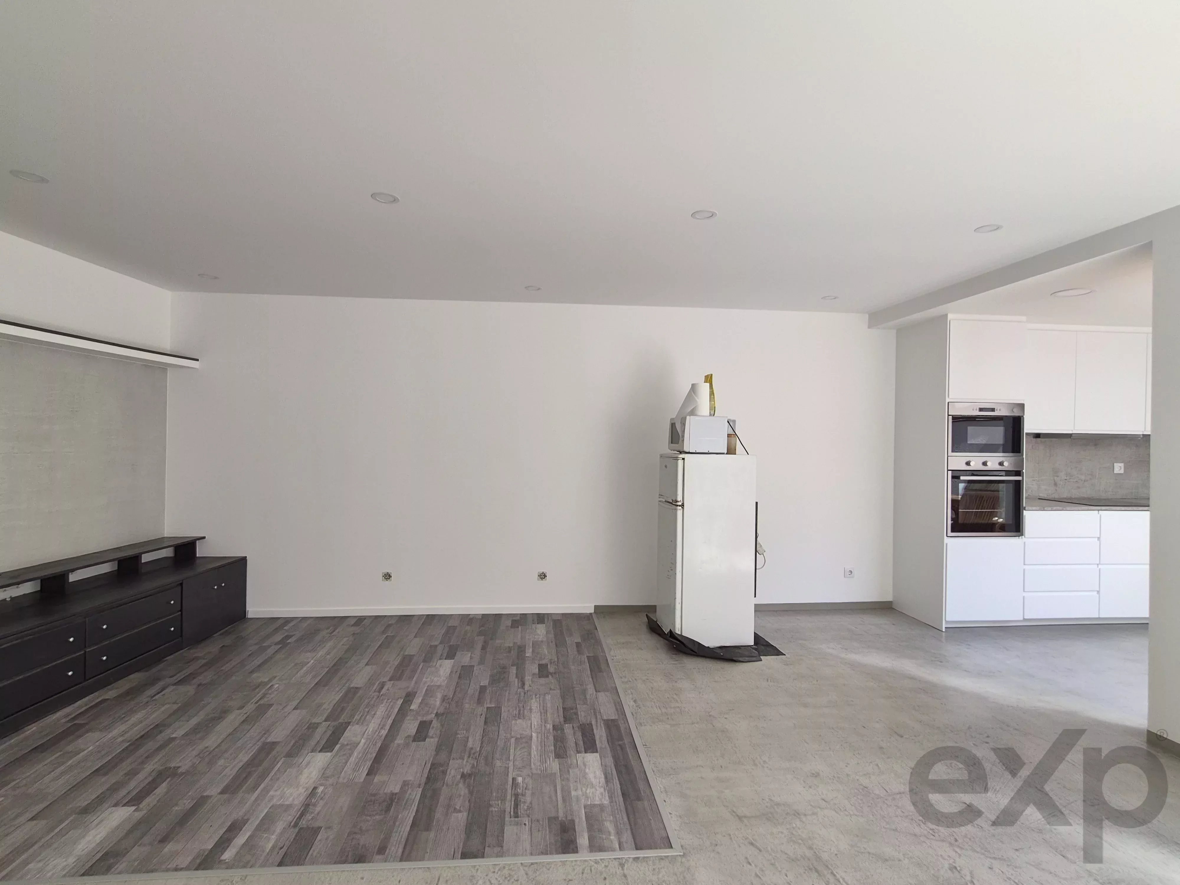 New house, 2 bedrooms, large patio, Alvor center 87107231 image 16