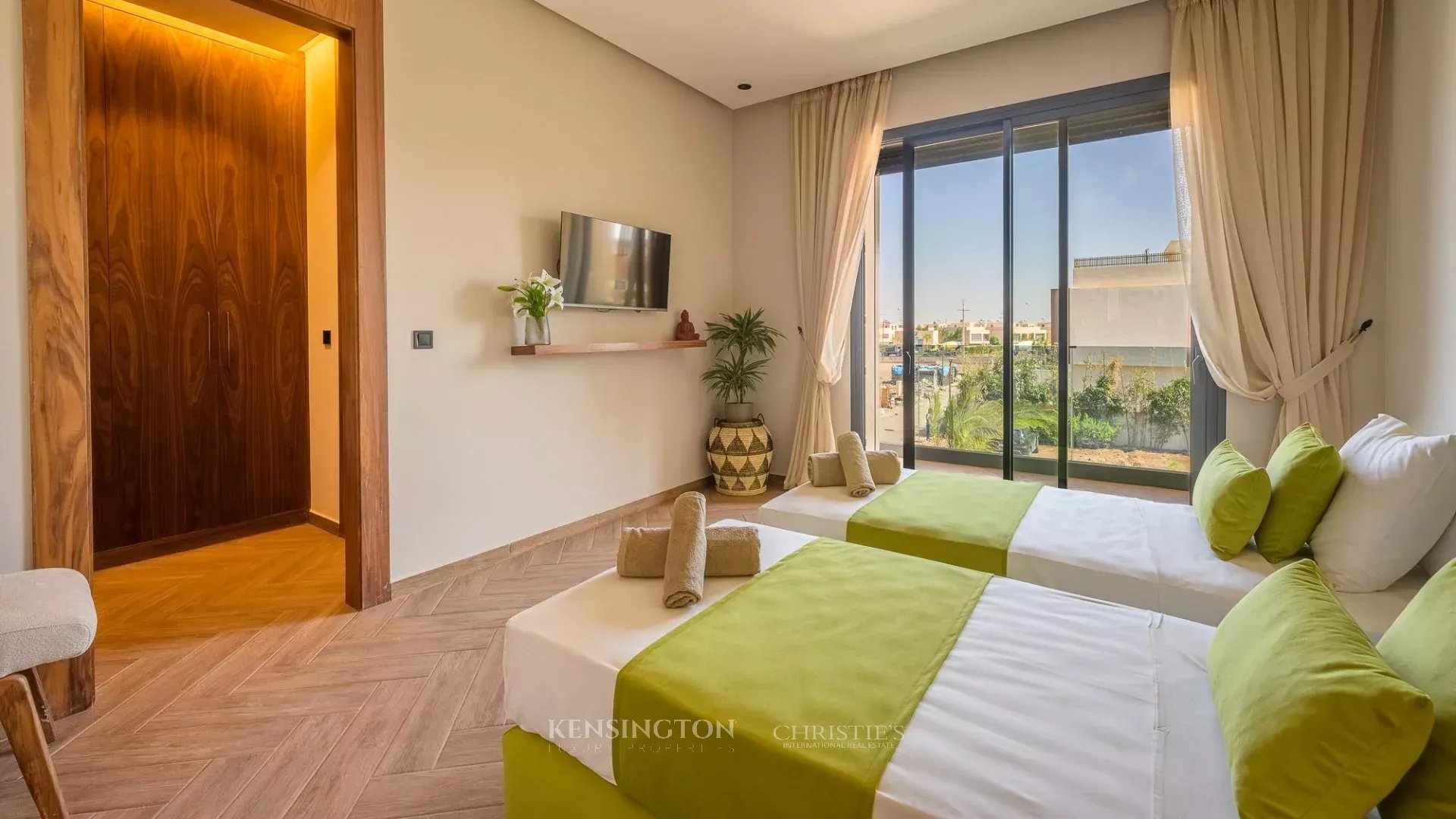 4 Bedroom Villa/Townhouse's Image 20