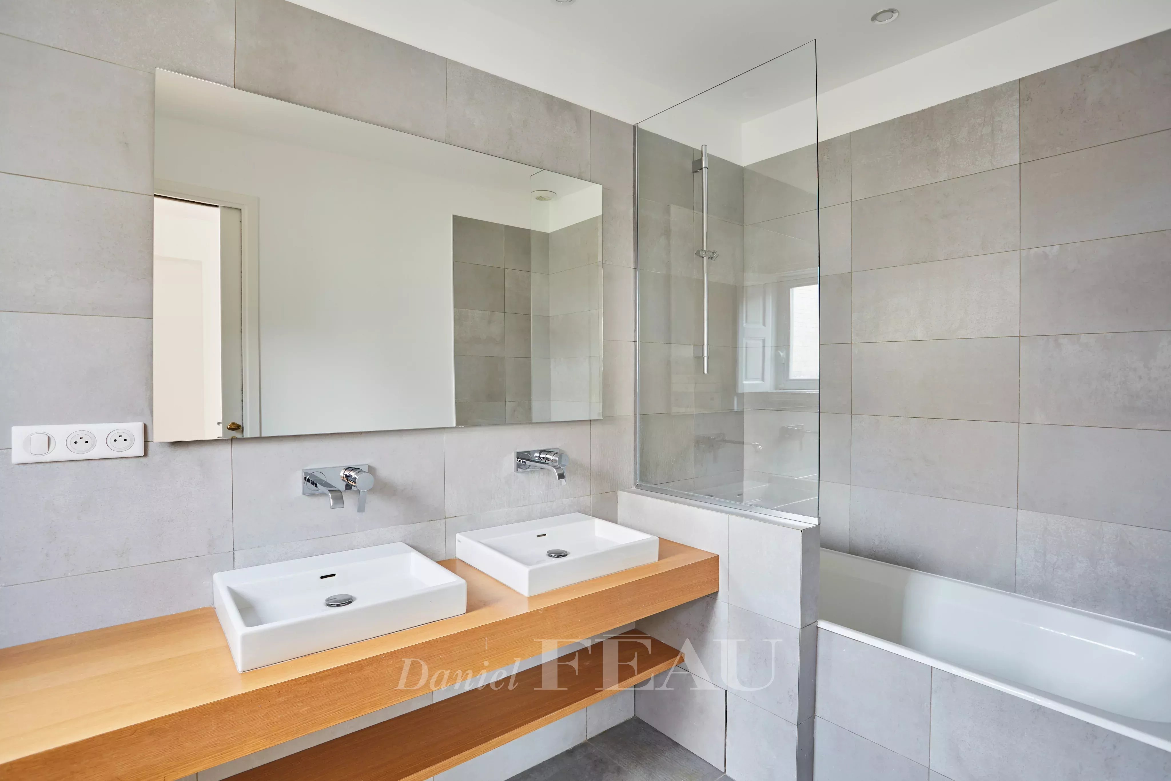 Rental Apartment Paris 8th