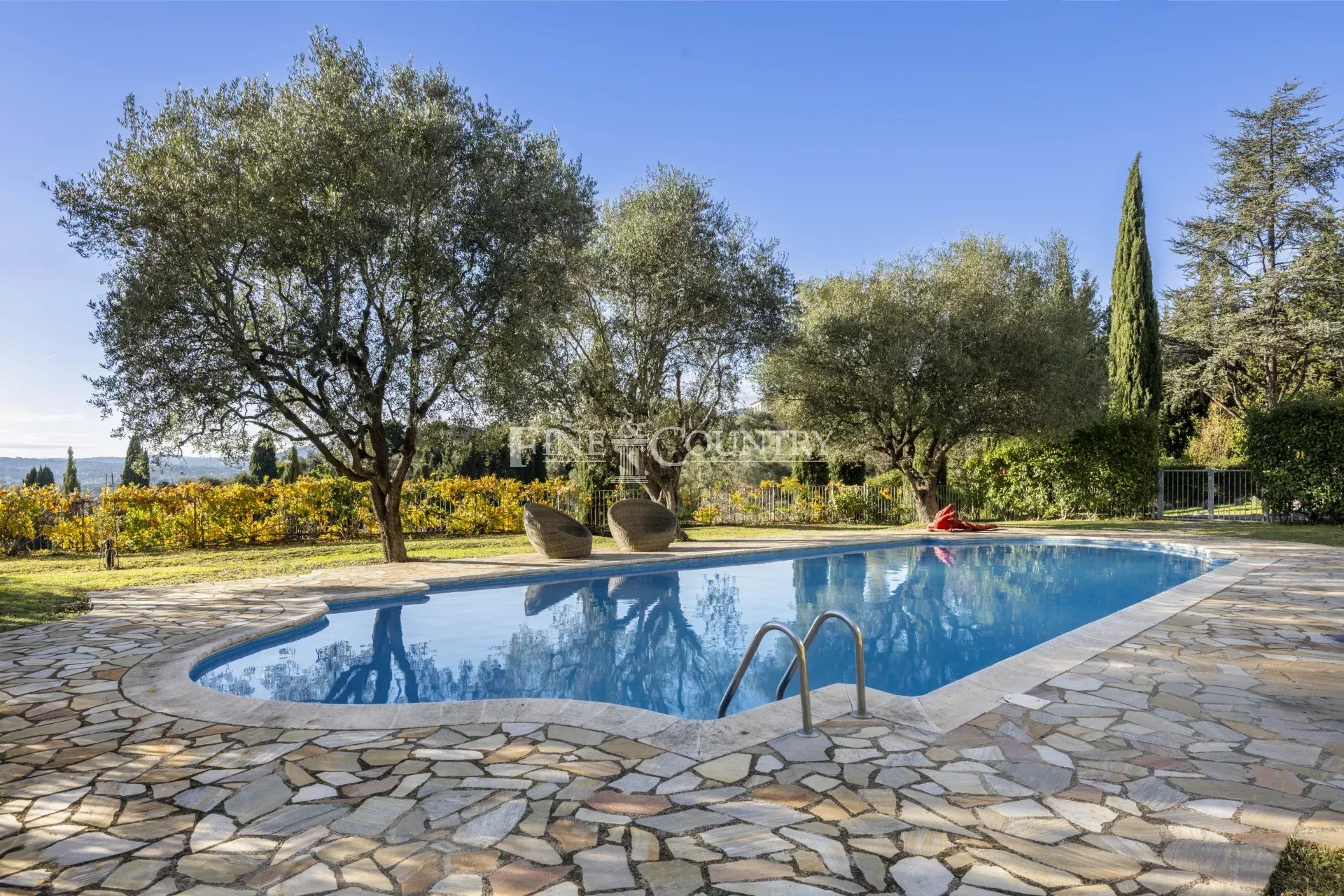 Photo of Villa for sale - Plascassier - Grasse