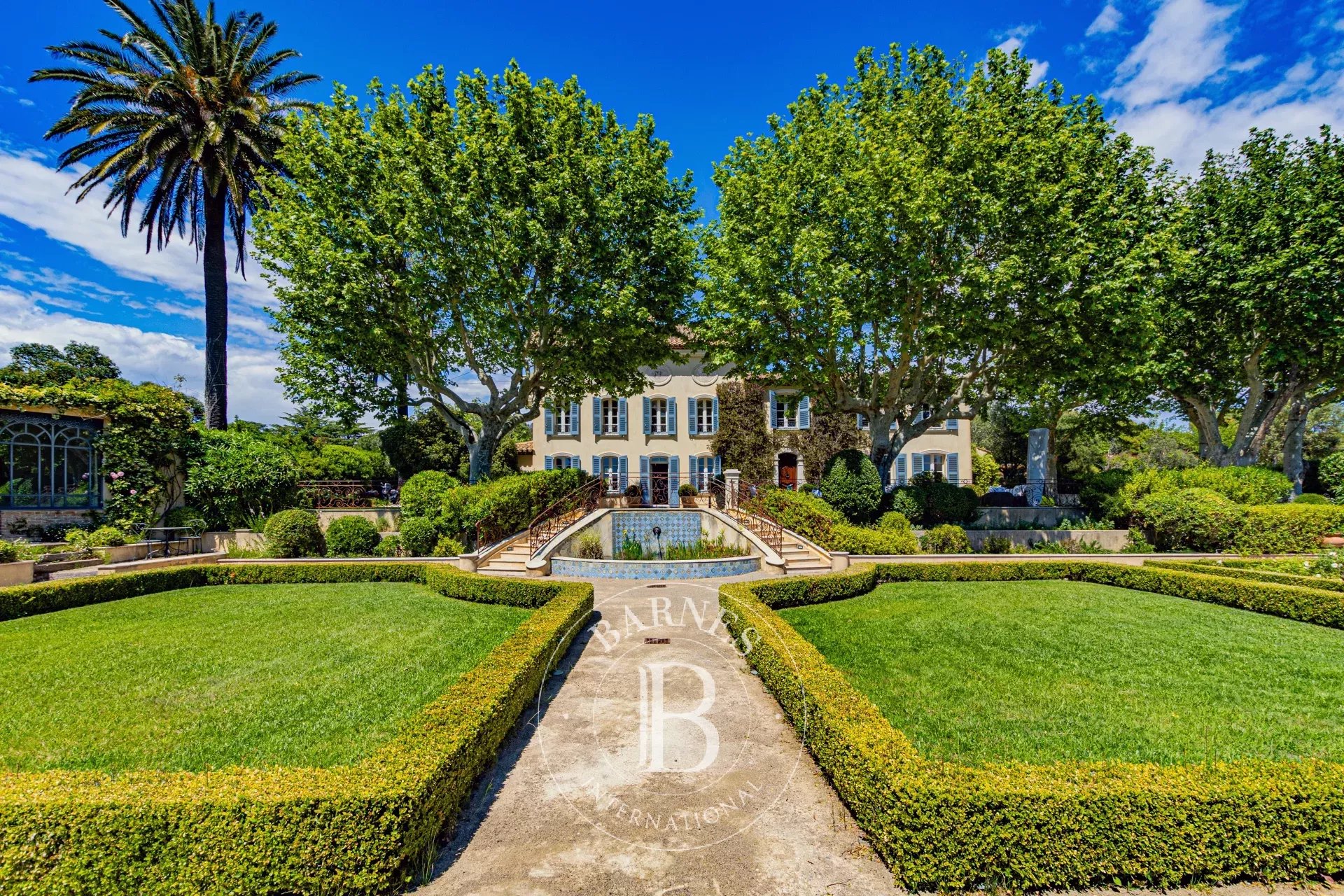 Villa Saint-Tropez  -  ref 84829929 (picture 2)