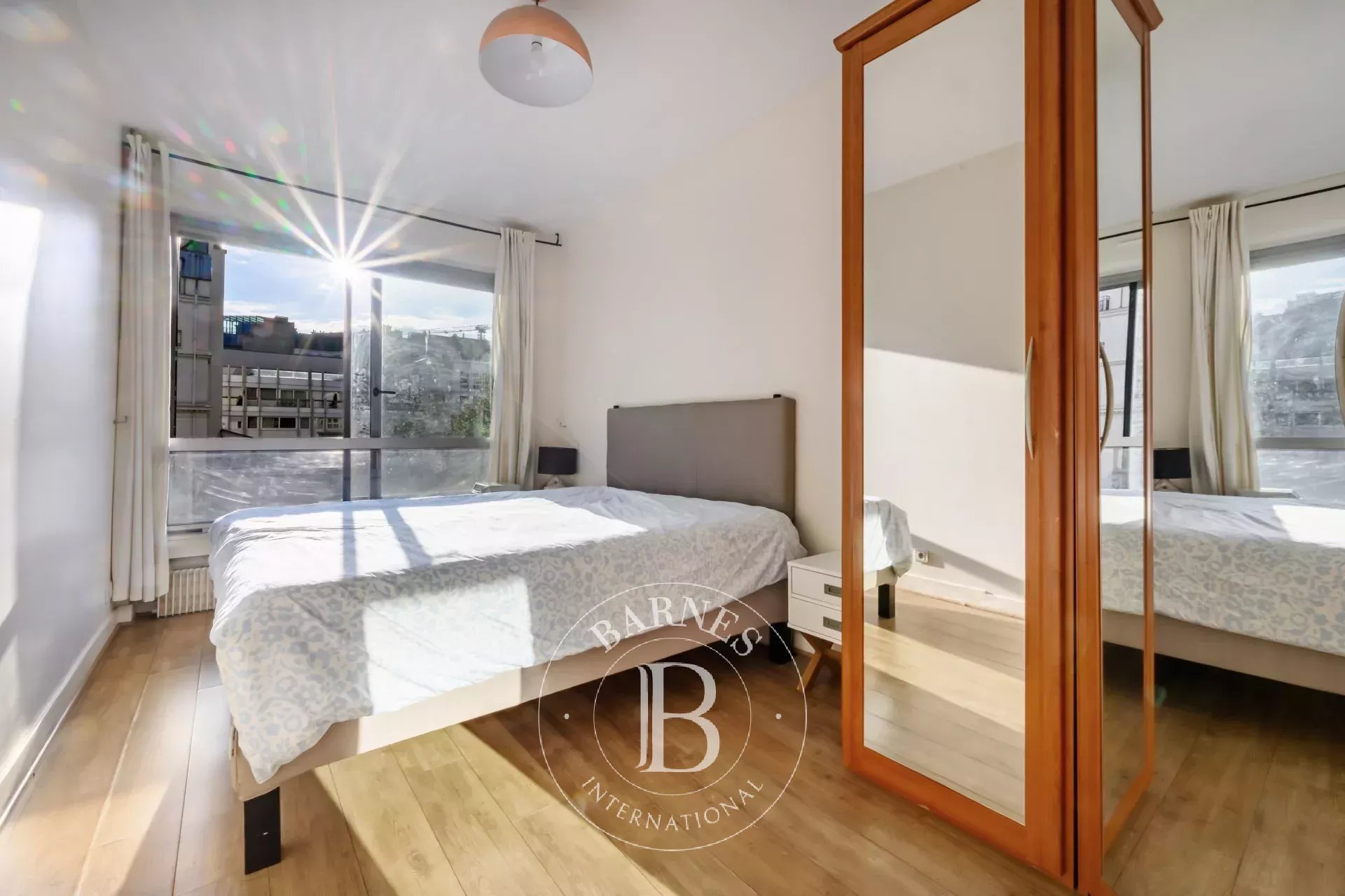 Daire Paris 8ème - picture 4