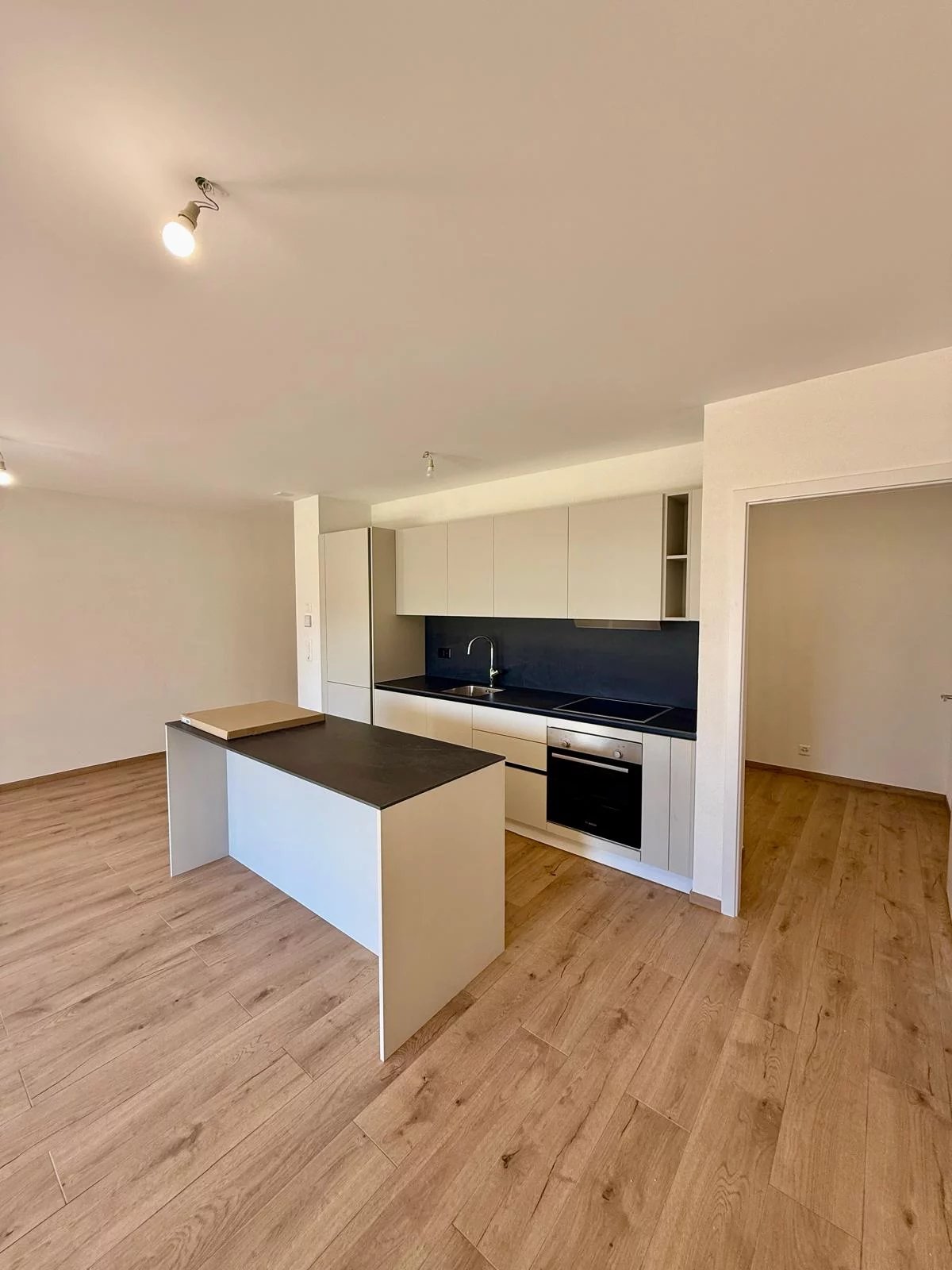 Opportunité - 2.5 pièces avec jardin neuf