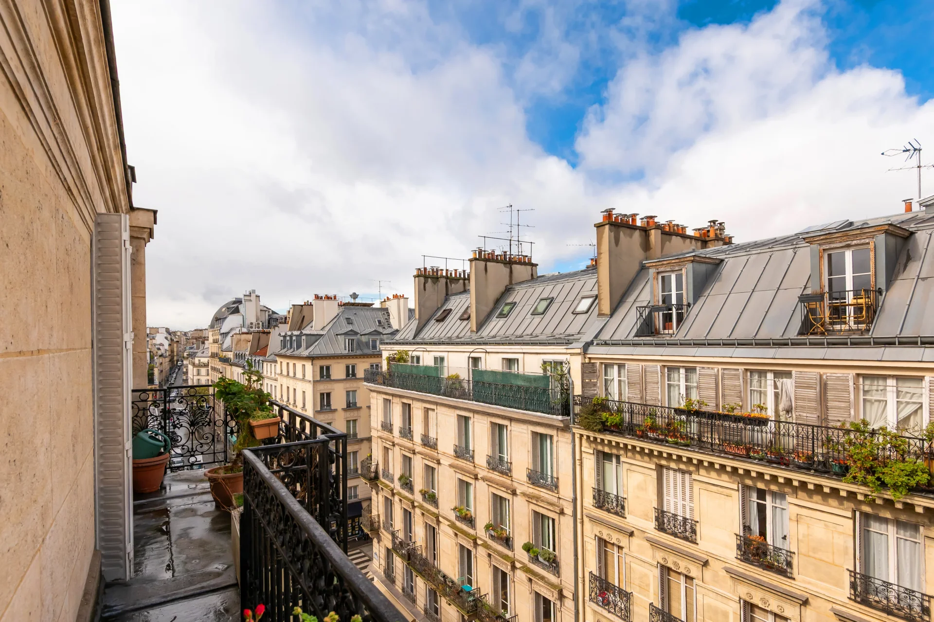 Paris 10e - HAUTEVILLE / CHABROL