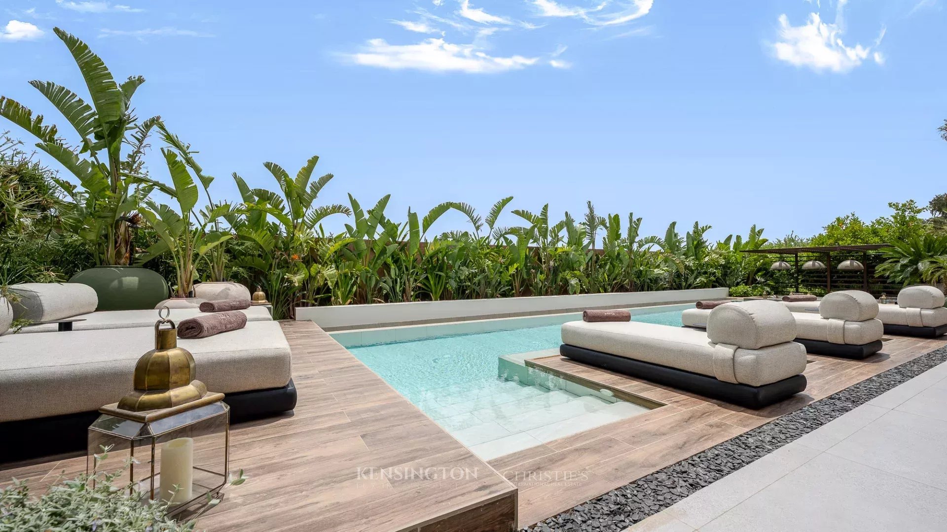 5 Bedroom Villa/Townhouse's Image 35
