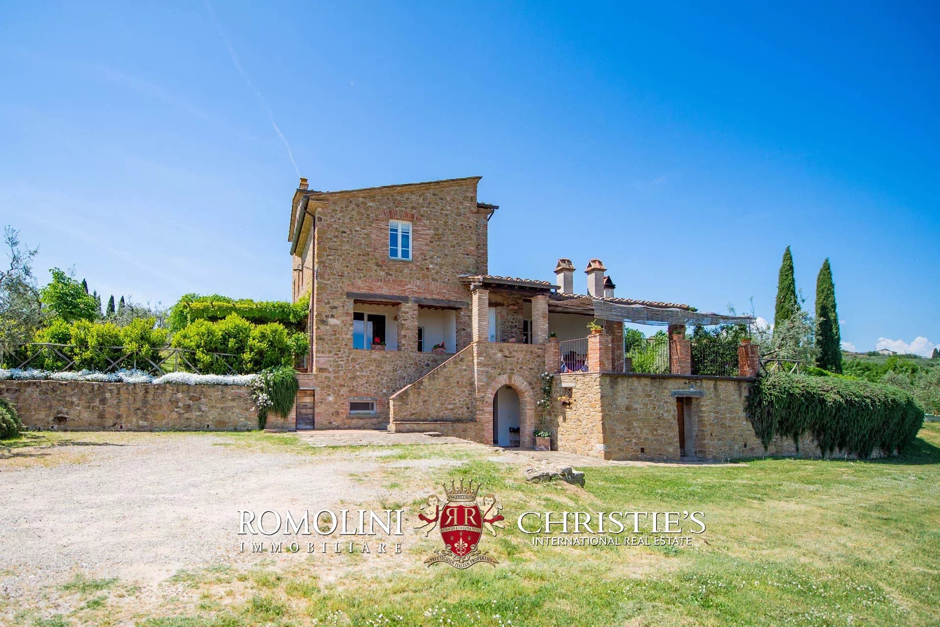 3 Bedroom Villa/Townhouse's Image 21