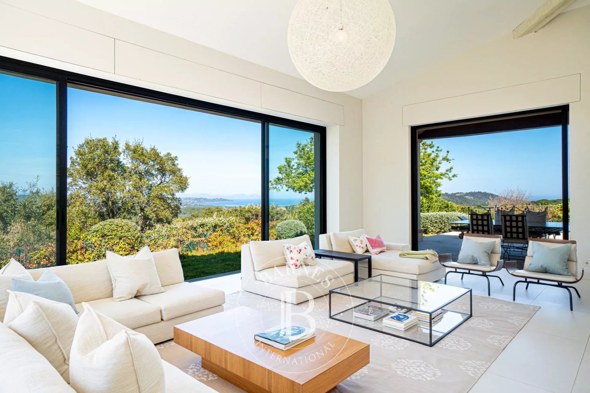 RAMATUELLE - L'ESCALET - 5 BEDROOM VILLA - PANORAMIC SEA VIEW