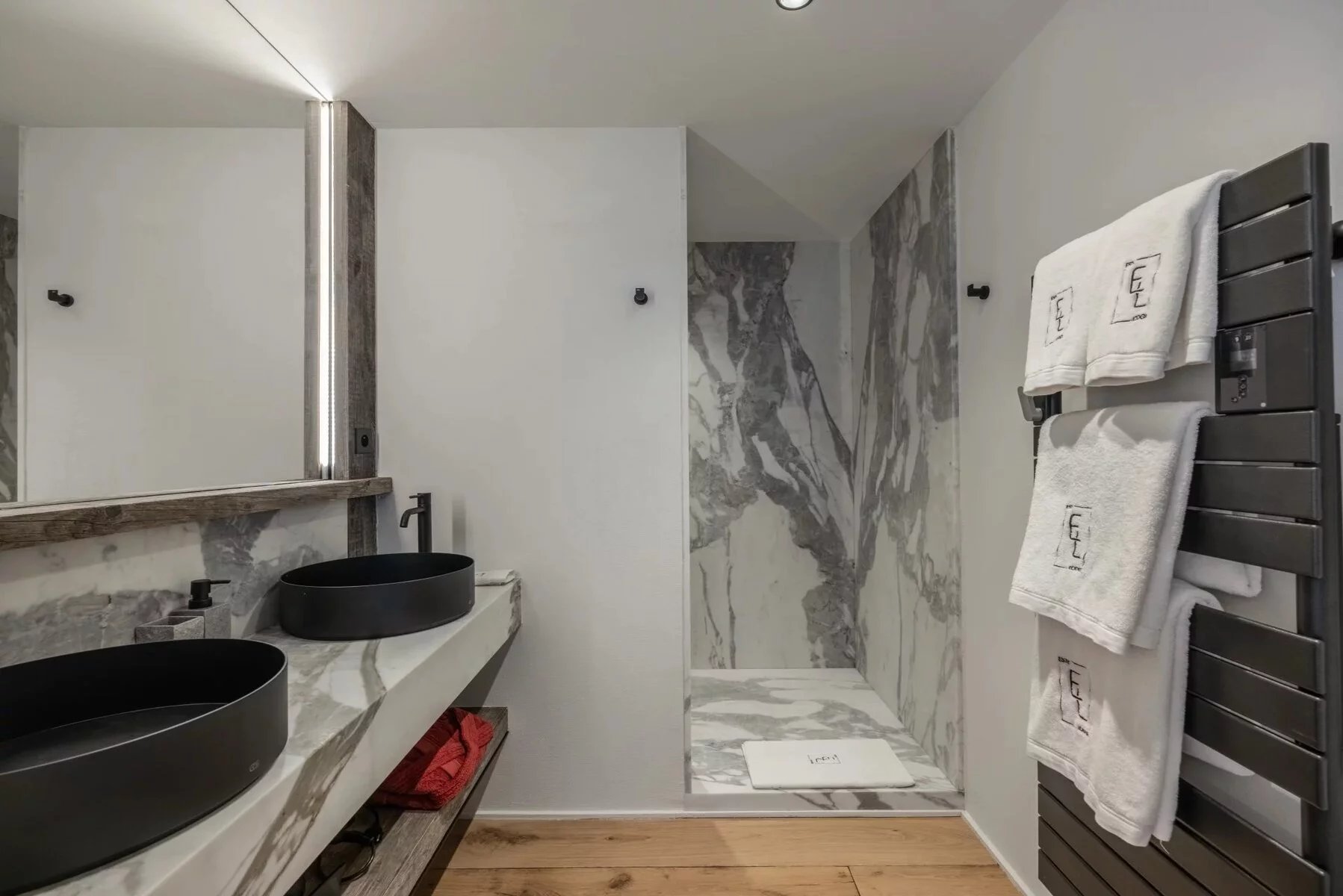 Photo of MEGÈVE - Luxury 5-bedroom chalet in the heart of Megeve