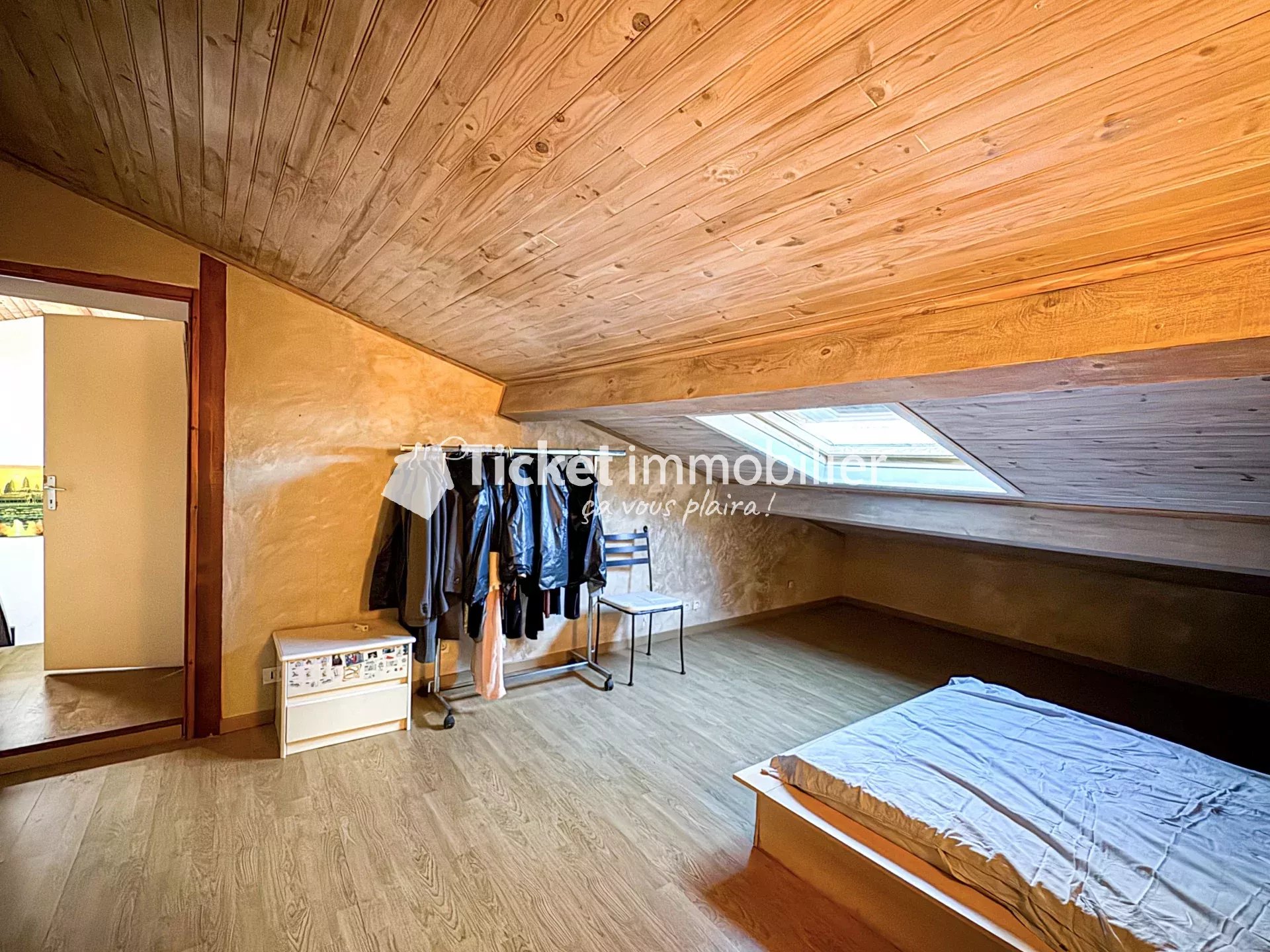 APPARTEMENT T3 BIS 39m2 (103m2 au sol) EN PLEIN COEUR DE BRUGUIERES — photo 6