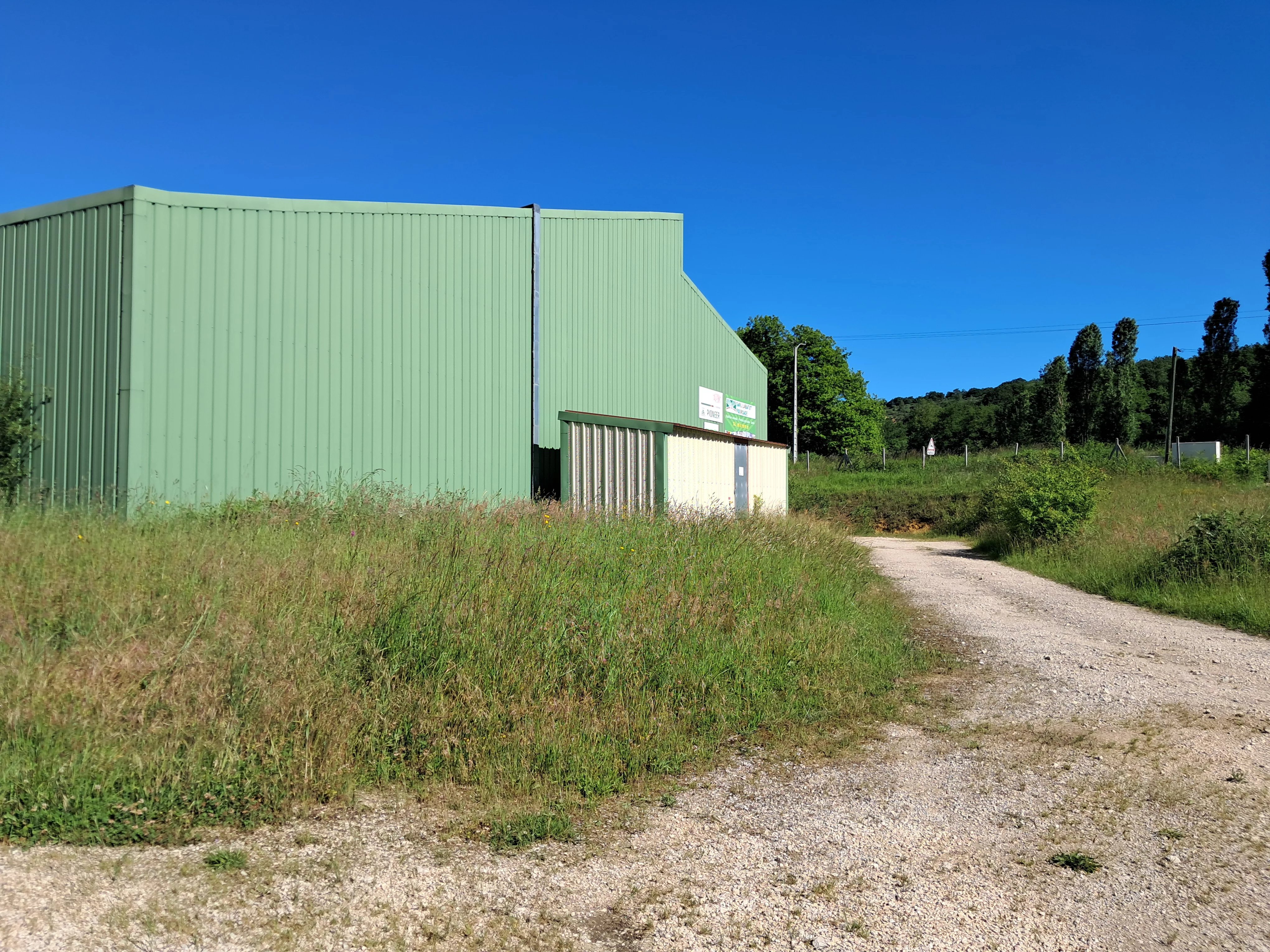 Location Hangar Aurignac