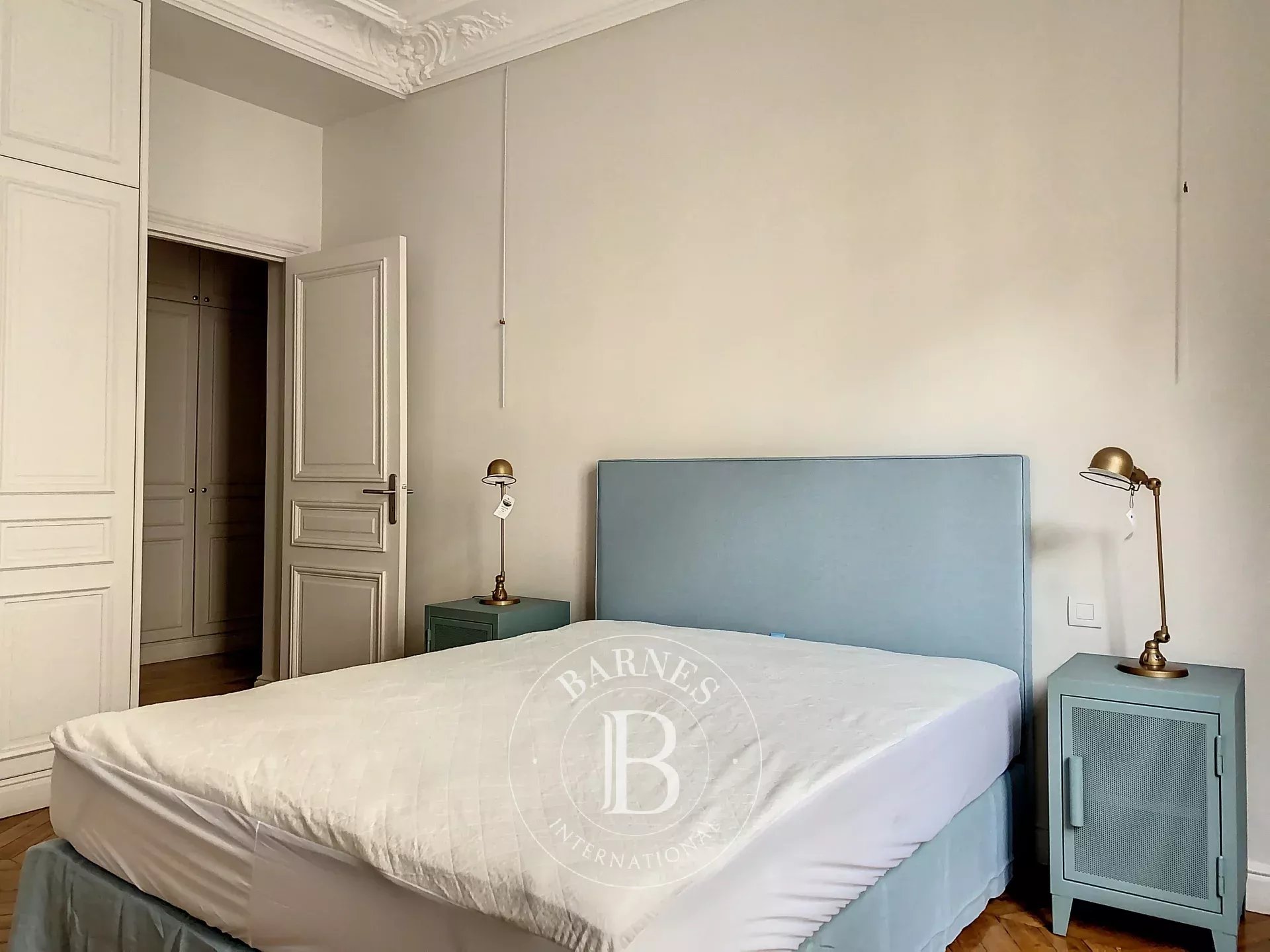 Daire Paris 9ème - picture 15