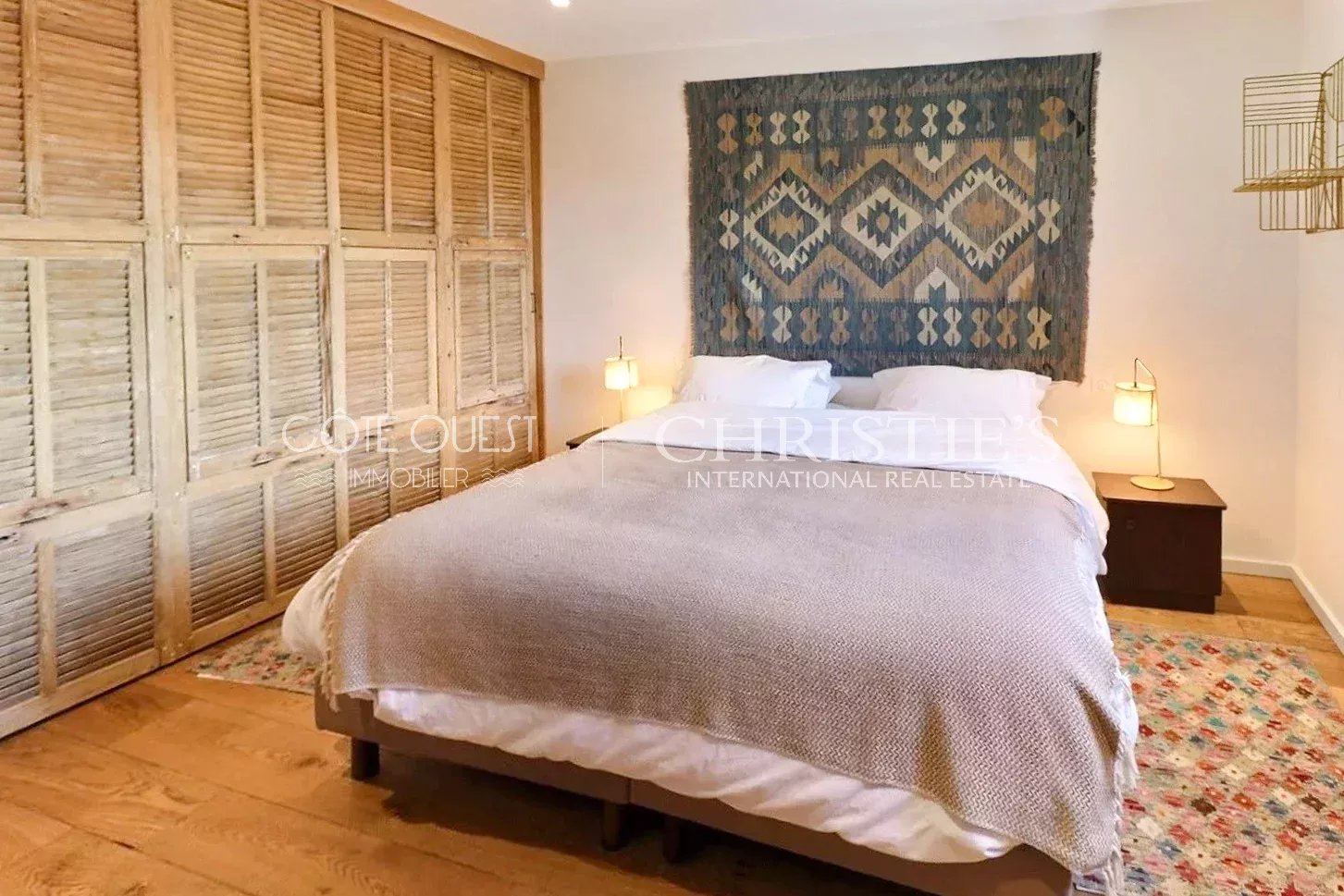 5 Bedroom Villa/Townhouse's Image 20
