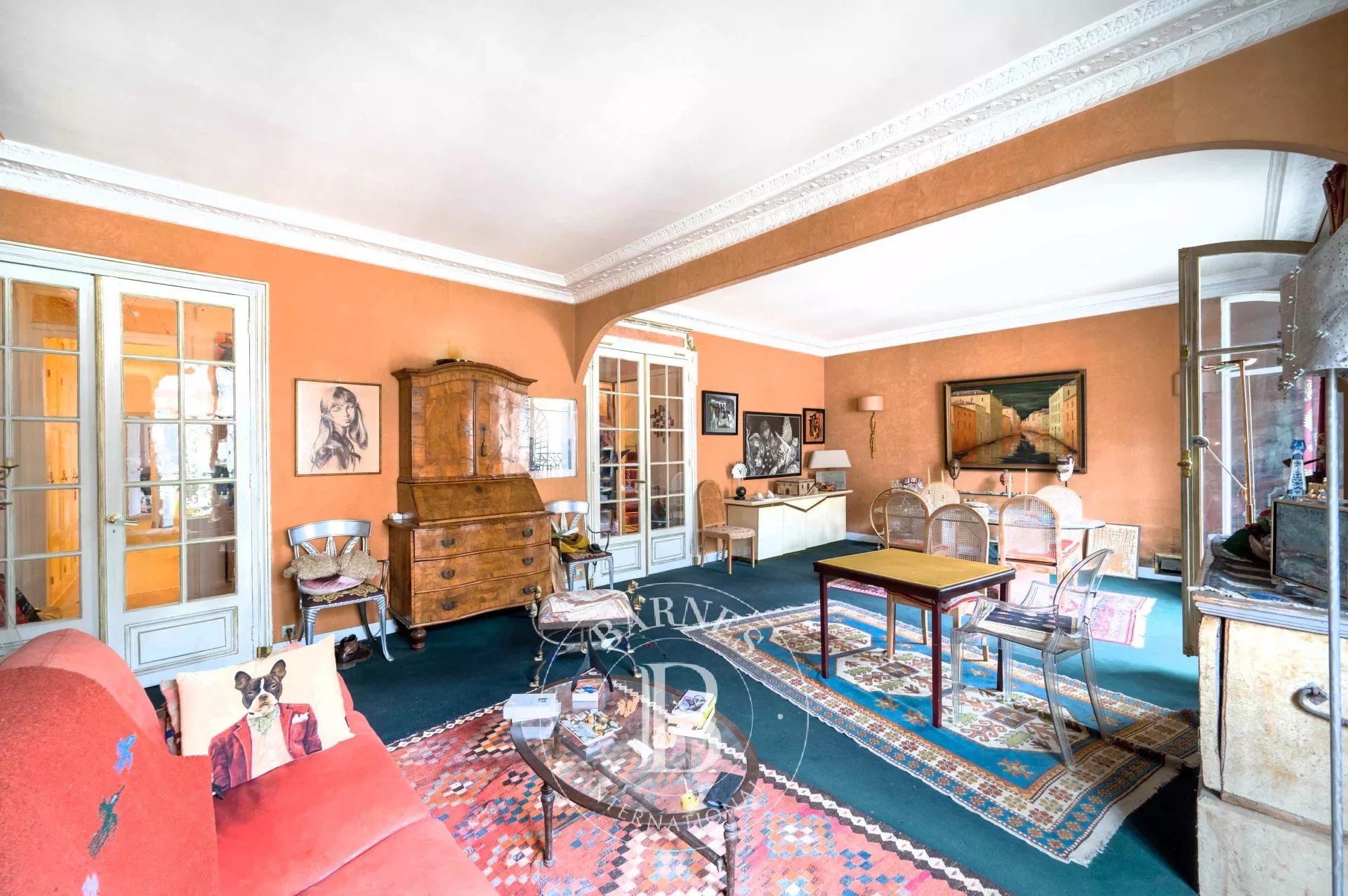 Neuilly - Berteaux Dumas - 116m² (1,249 sq ft) apartment - 5th floor - Beautiful old building