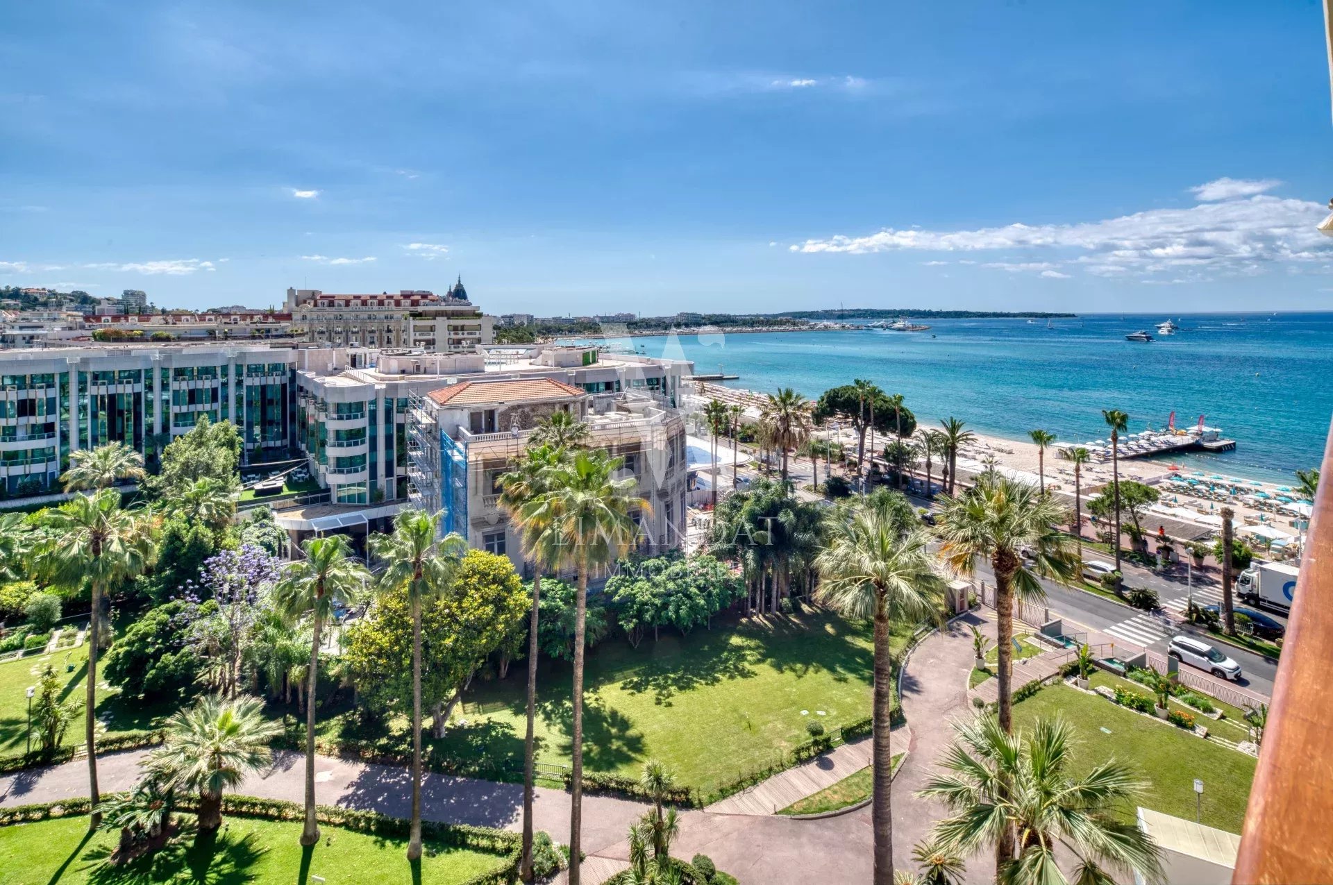 CROISETTE dernier étage, vue mer panoramique