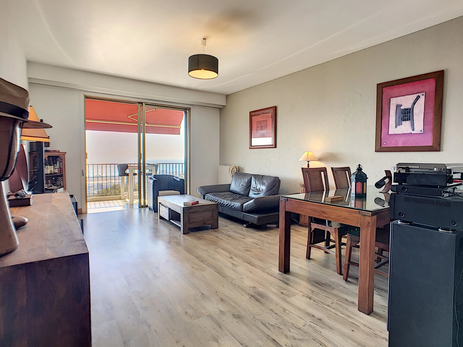 Living-room Wooden floor