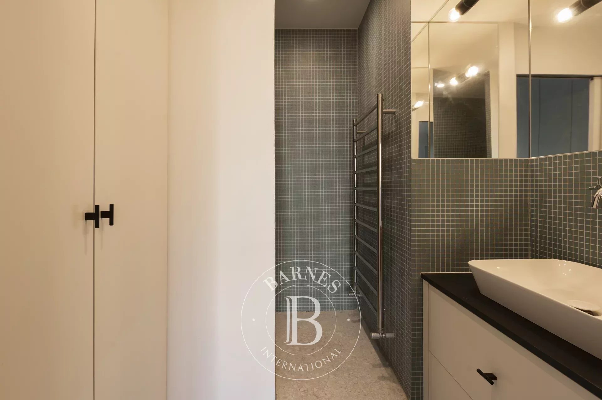 Daire Paris 9ème - picture 10