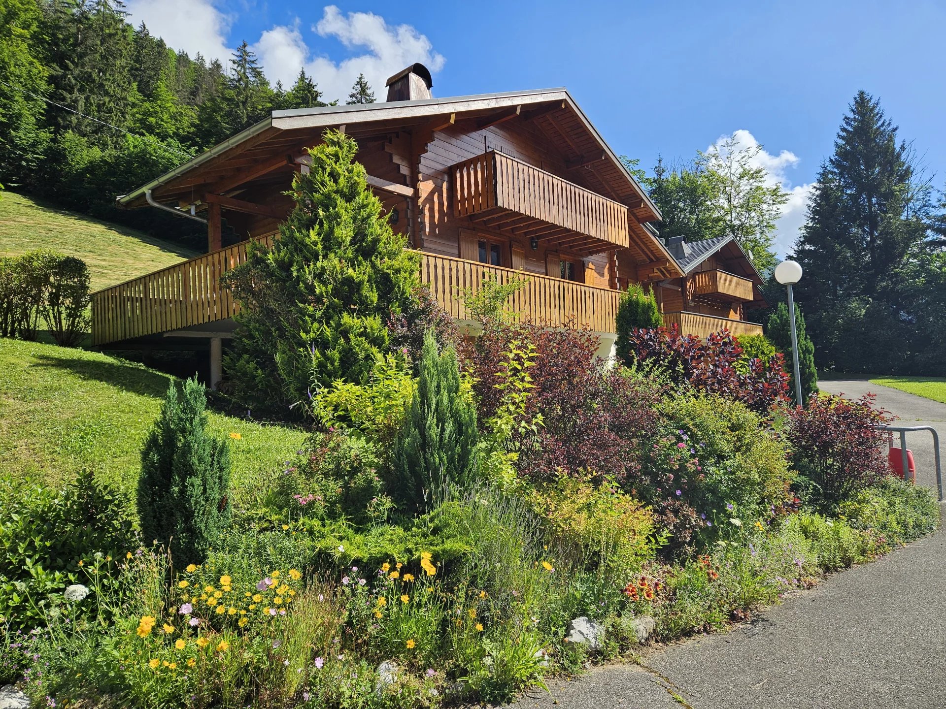 MAGNIFIQUE CHALET EN PARFAIT ETAT