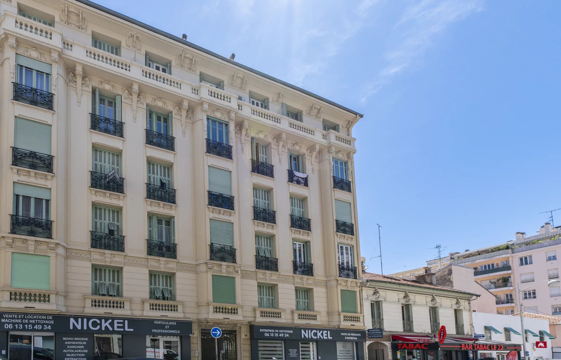 Agence immobilière de JOHN ROYCE