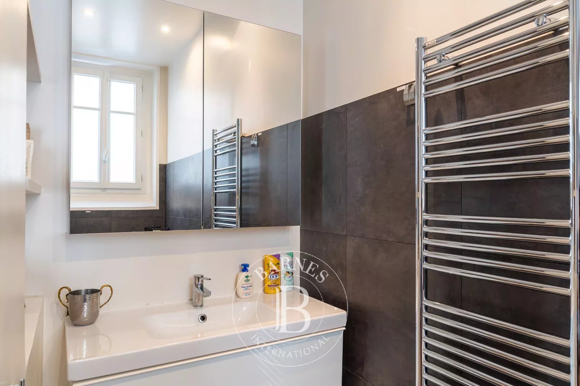 Exclusive - Neuilly - Argenson - Period high-end apartment - 3 bedrooms - picture 12