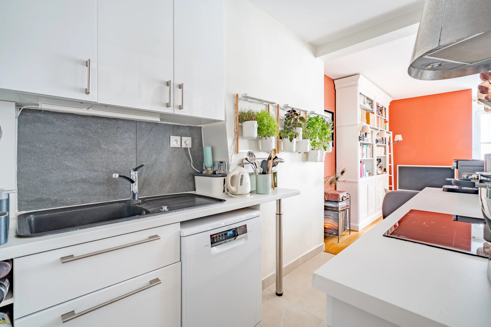 2 Bedroom Apartment/Flat's Image 7