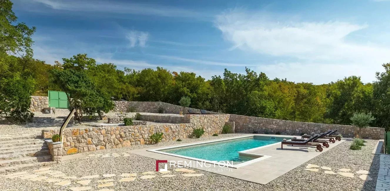 5 Bedroom Villa/Townhouse's Image 11