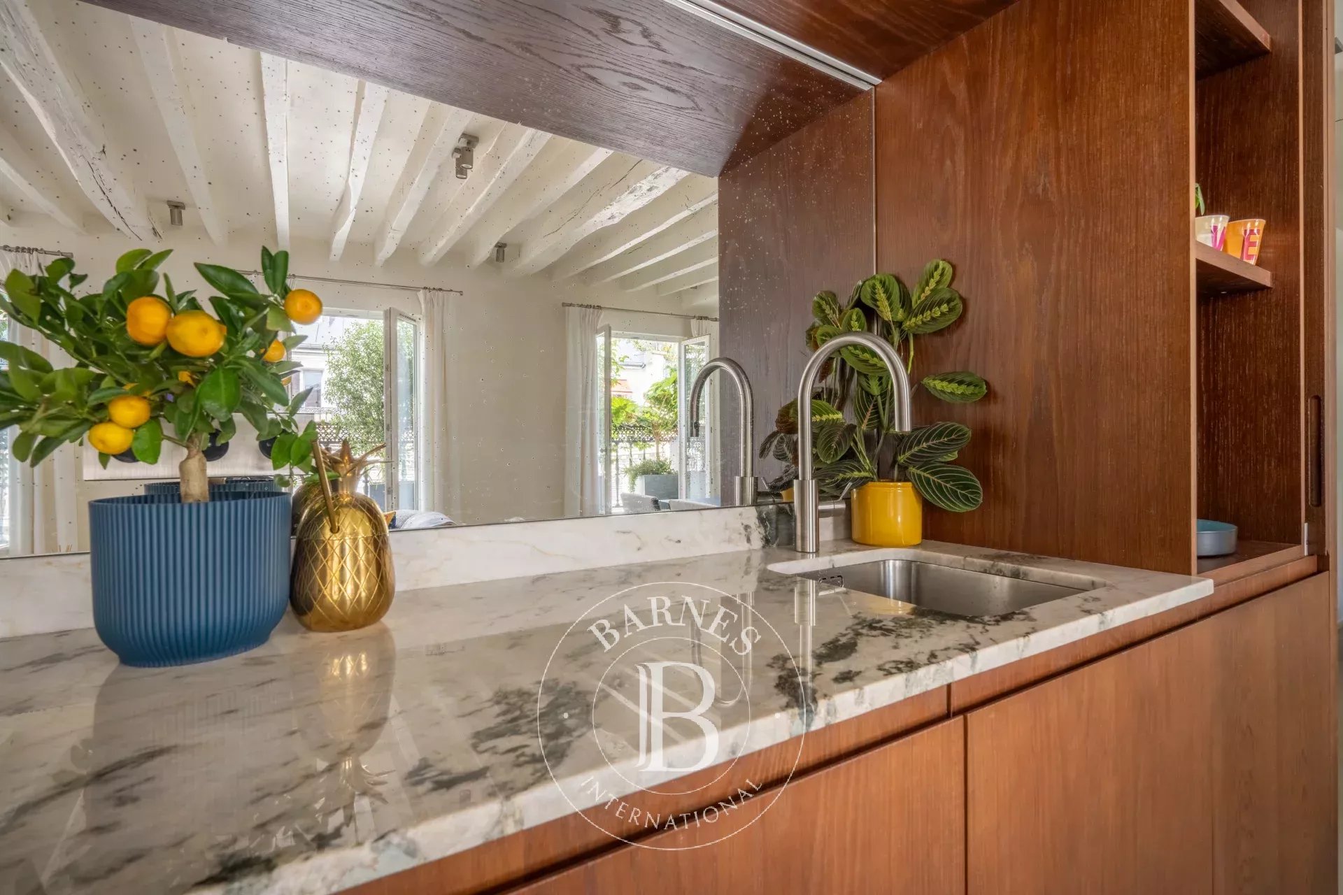 Daire Paris 4ème - picture 7