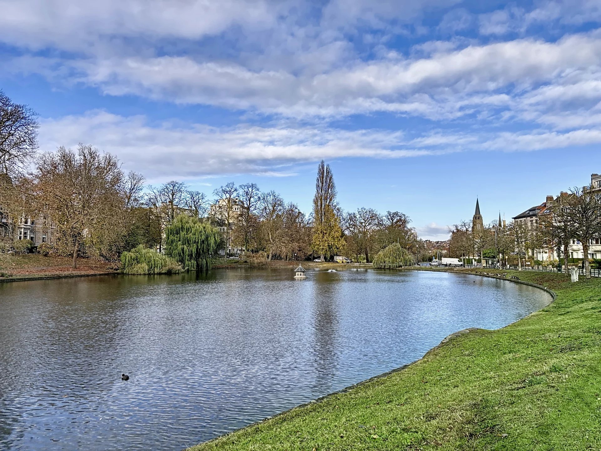Étangs d’Ixelles – Élégant appartement, vue exceptionnelle