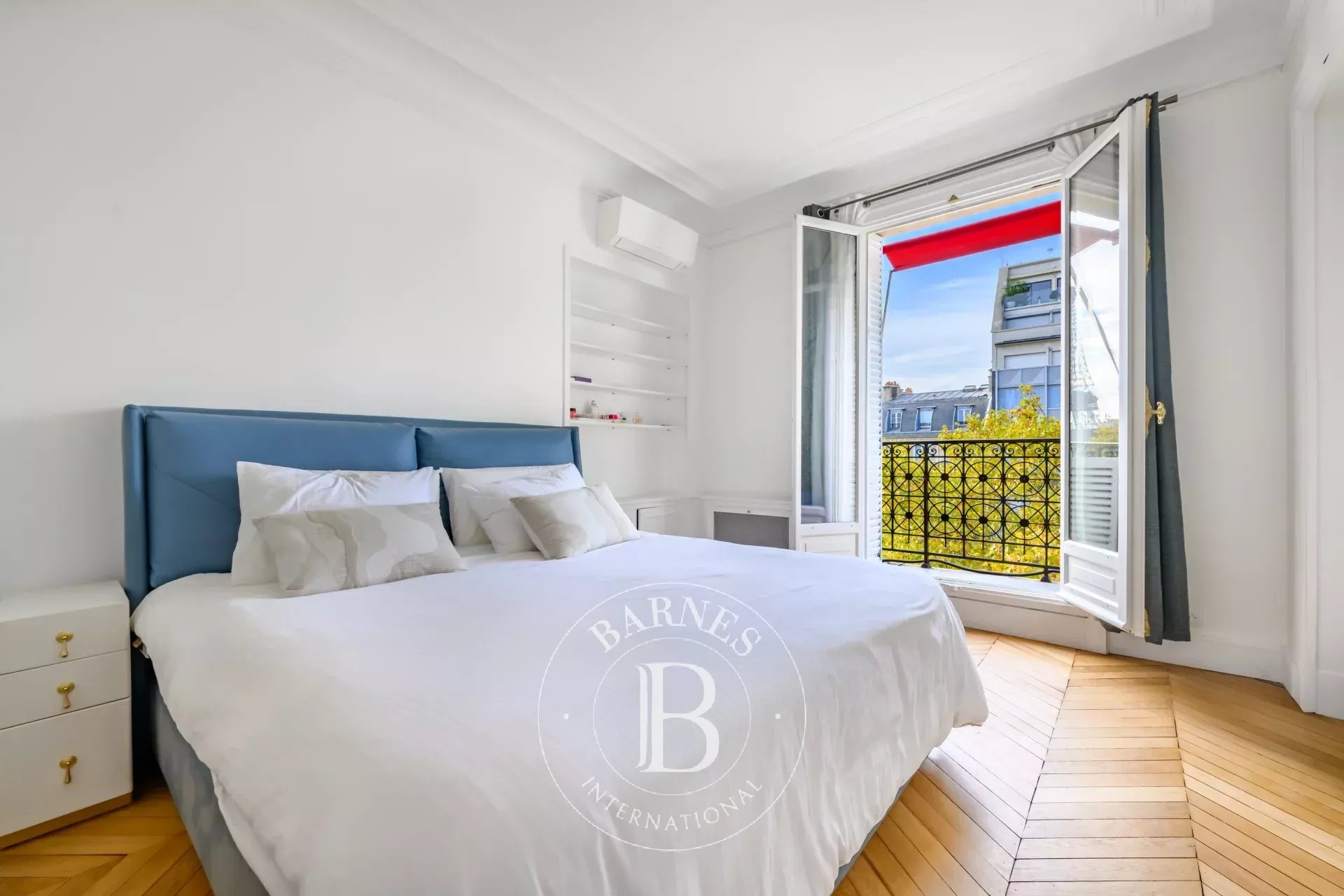 Daire Paris 8ème - picture 10