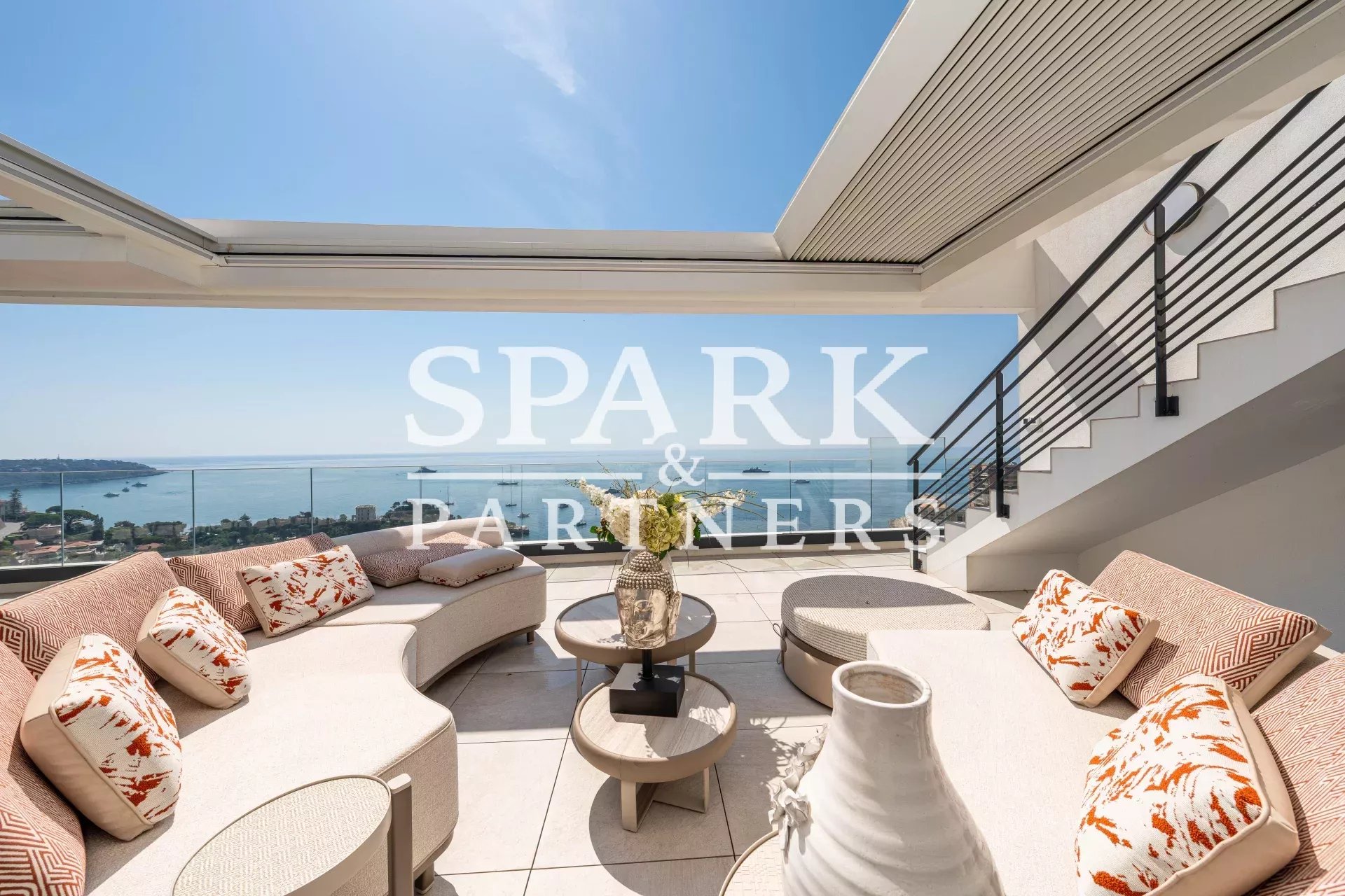 Roquebrune-Cap-Martin - Penthouse d'exception à la frontière de Monaco – Vue mer panoramique