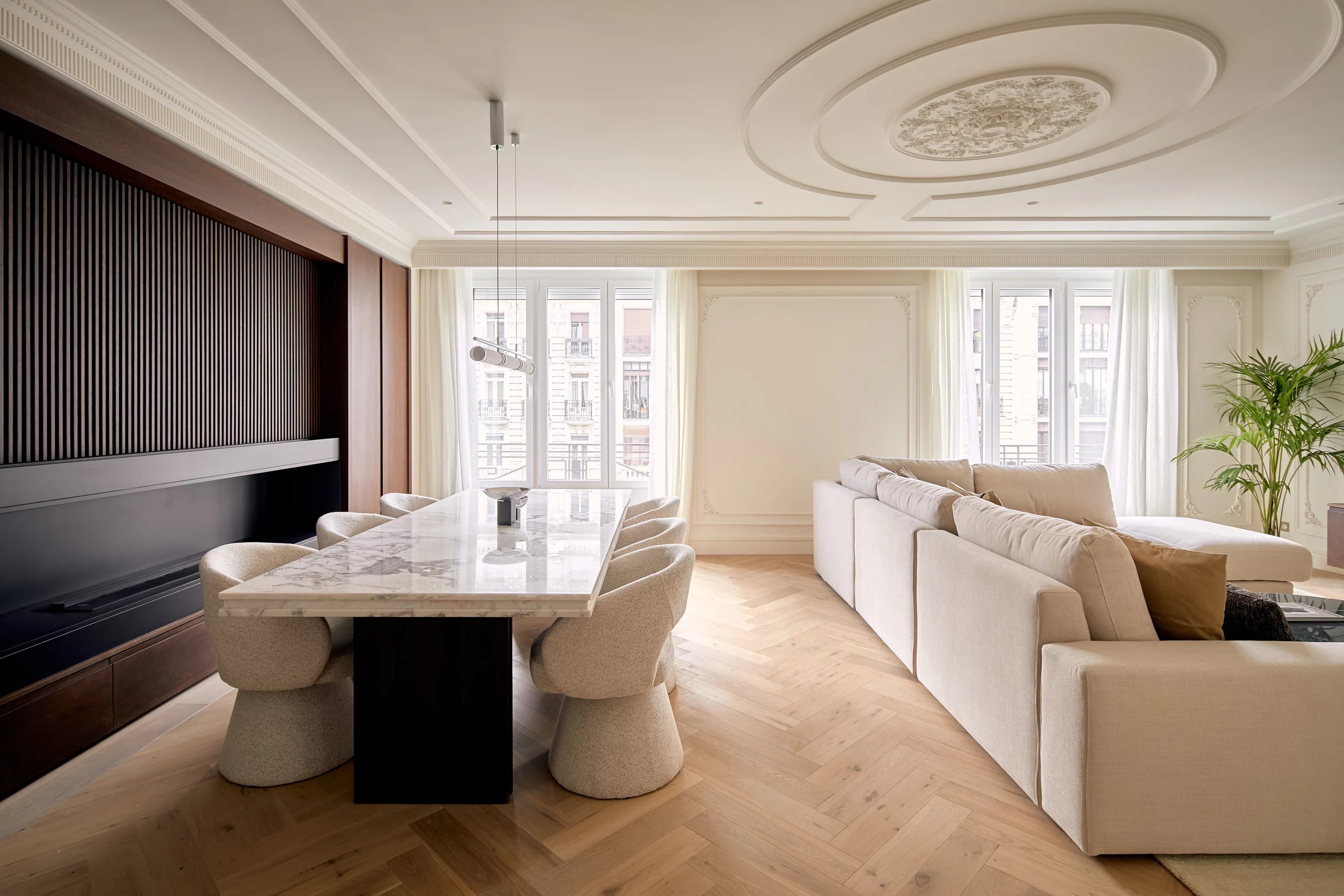 Luxury refurbishment and views next to the Retiro Park