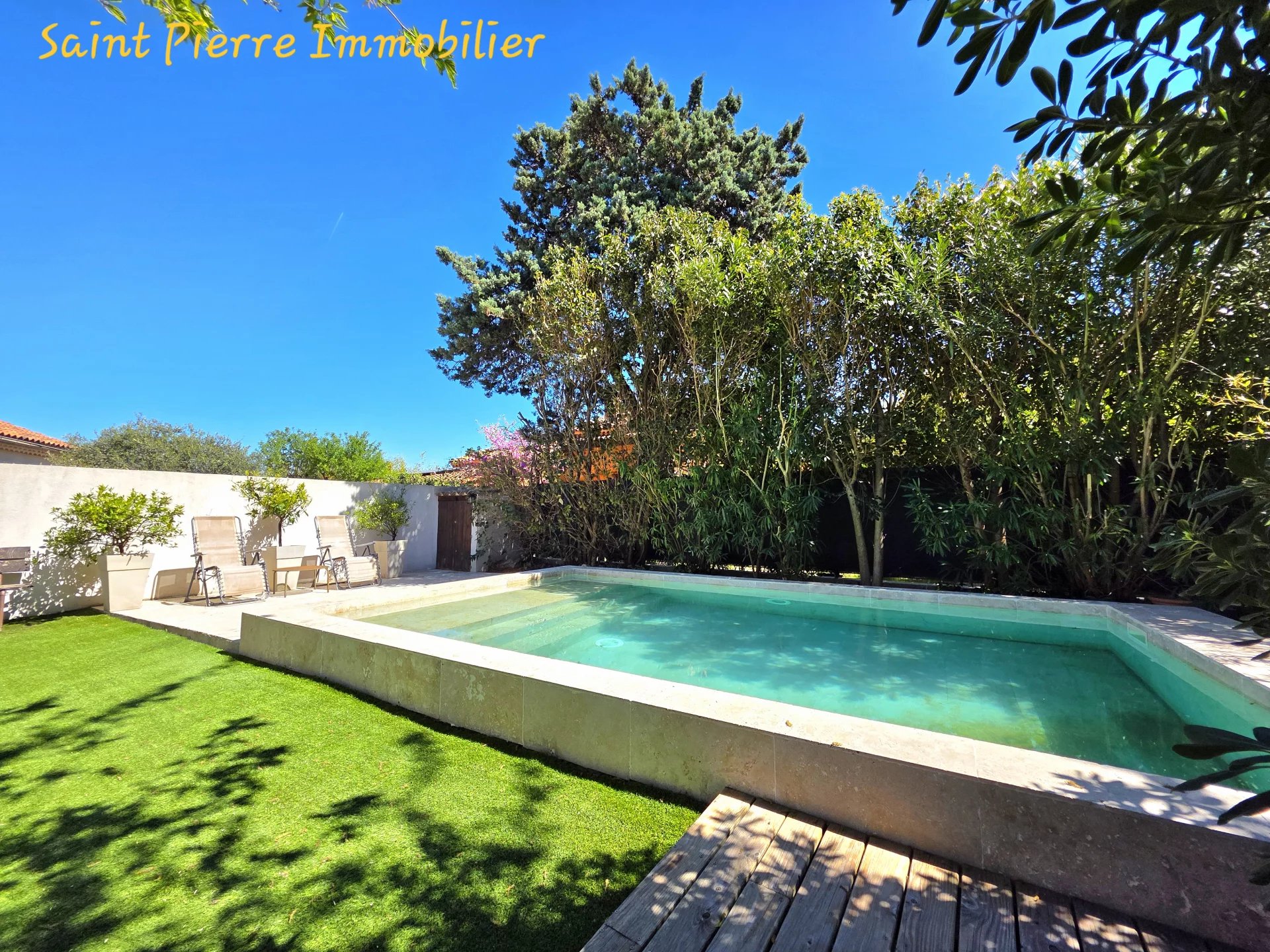 Agence immobilière de 