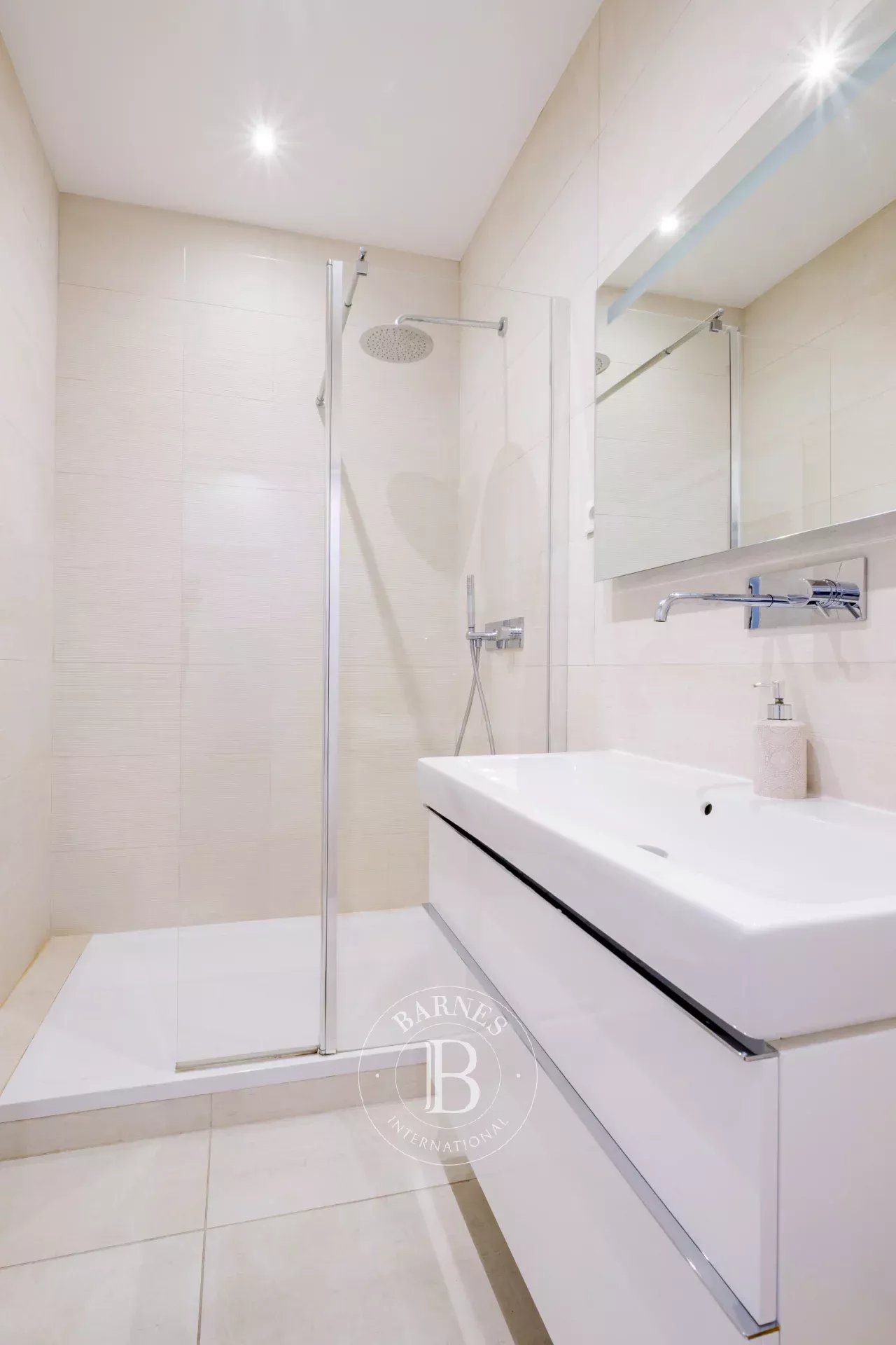 Ev Bordeaux - picture 12