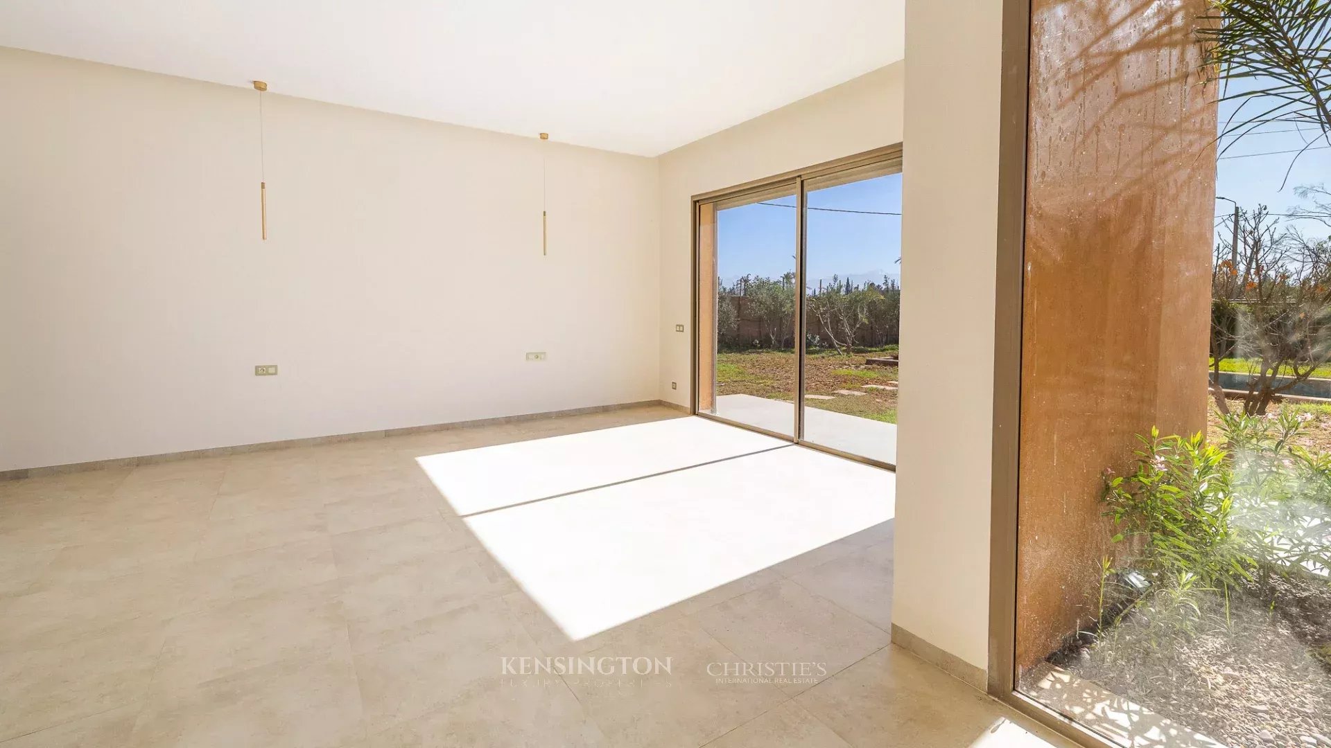 4 Bedroom Villa/Townhouse's Image 19