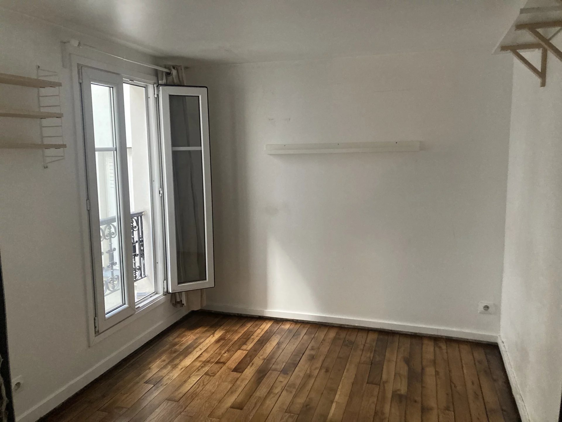 Studette à refaire