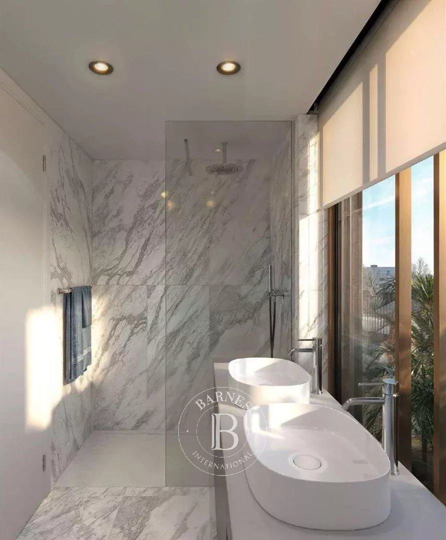 Sophistication by the Sea