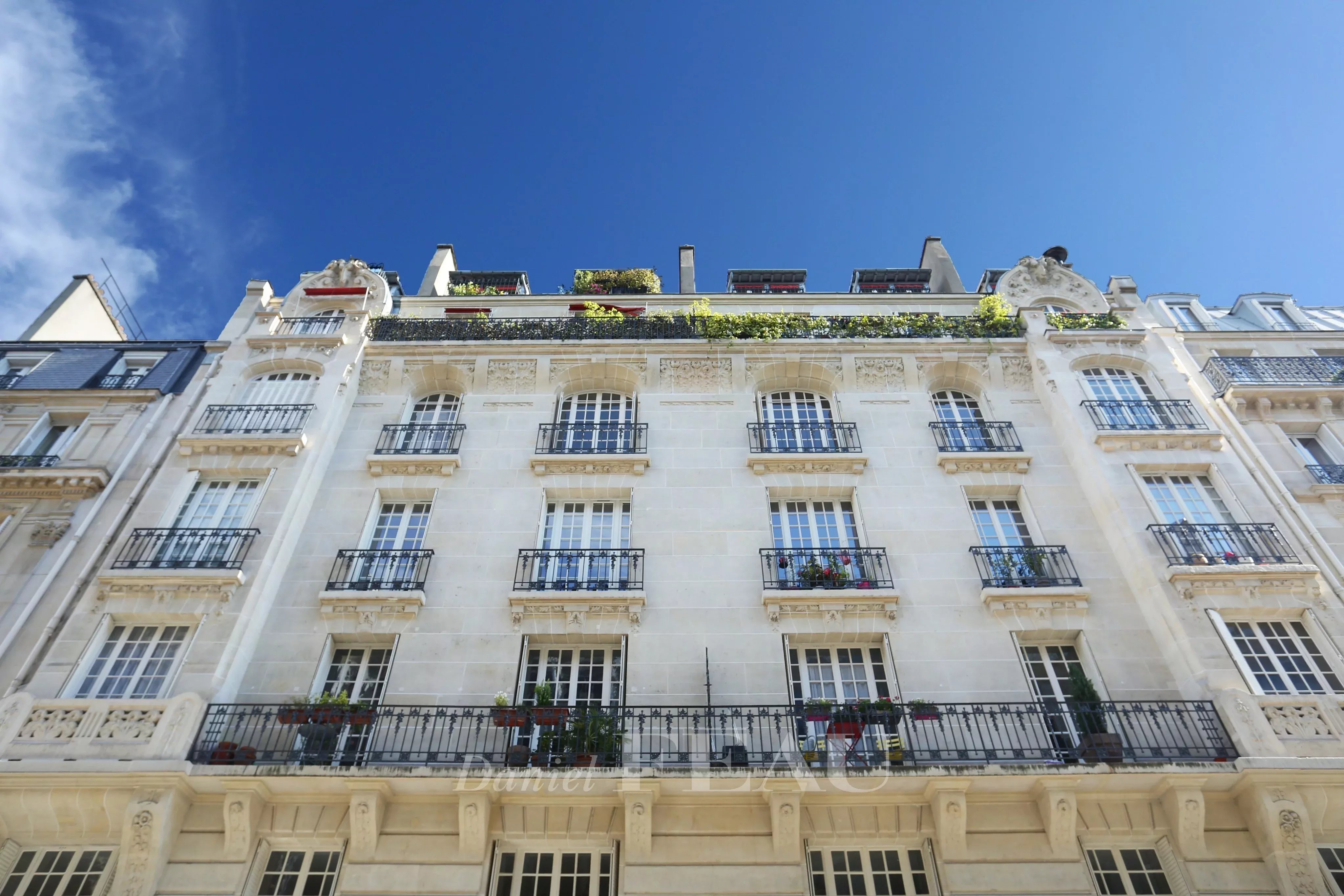 Location Appartement Paris 9ème