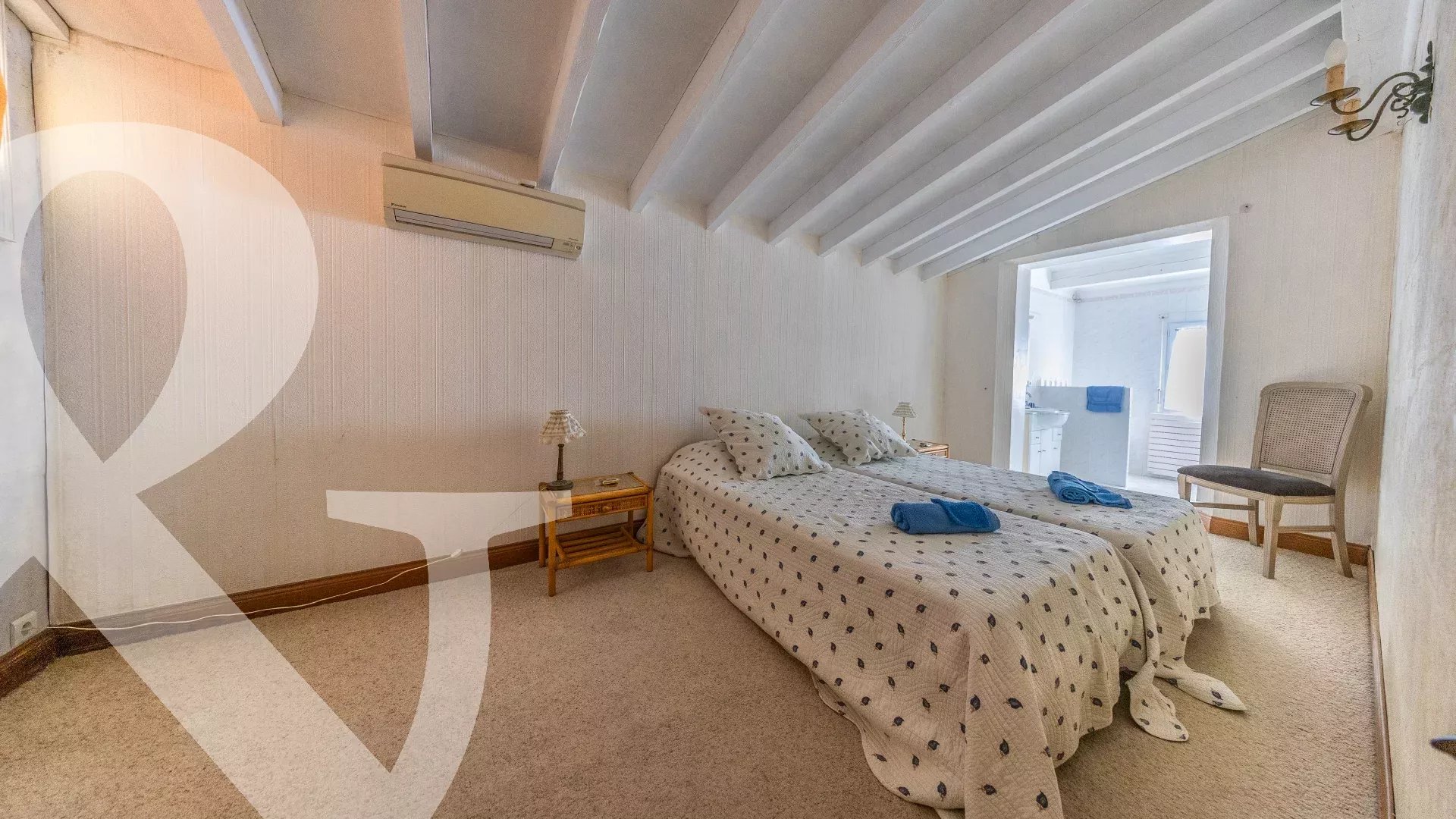 MAISON DE PLAIN PIED EN CAMPAGNE