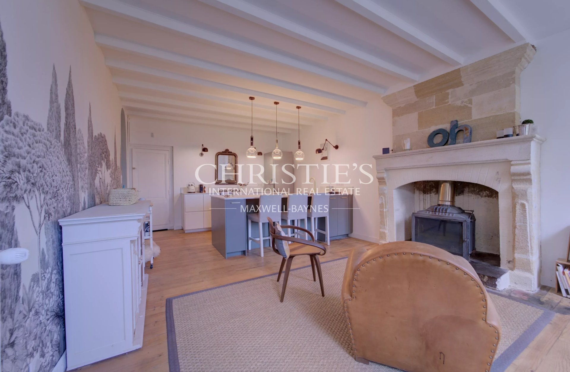 7 Bedroom Villa/Townhouse's Image 6