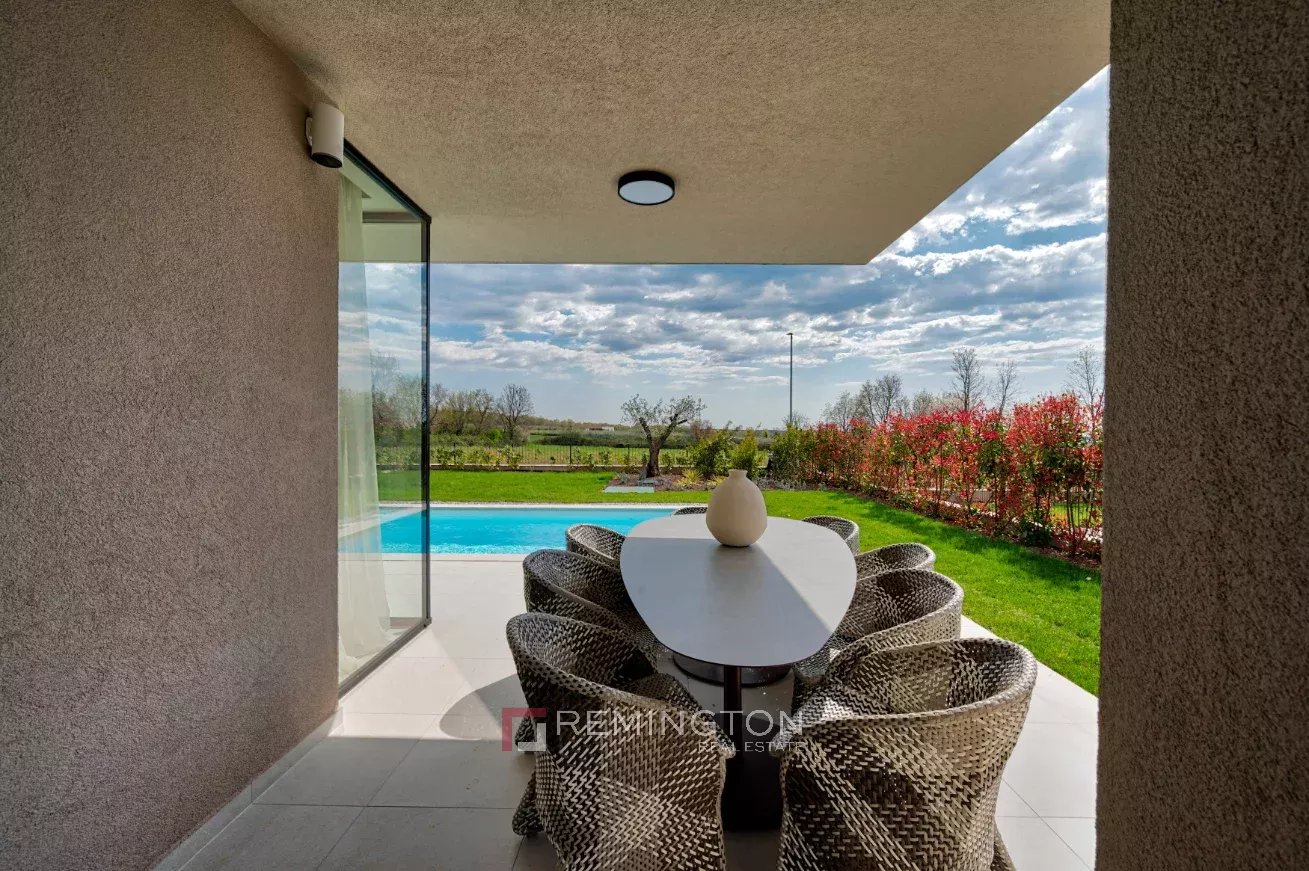 4 Bedroom Villa/Townhouse's Image 15