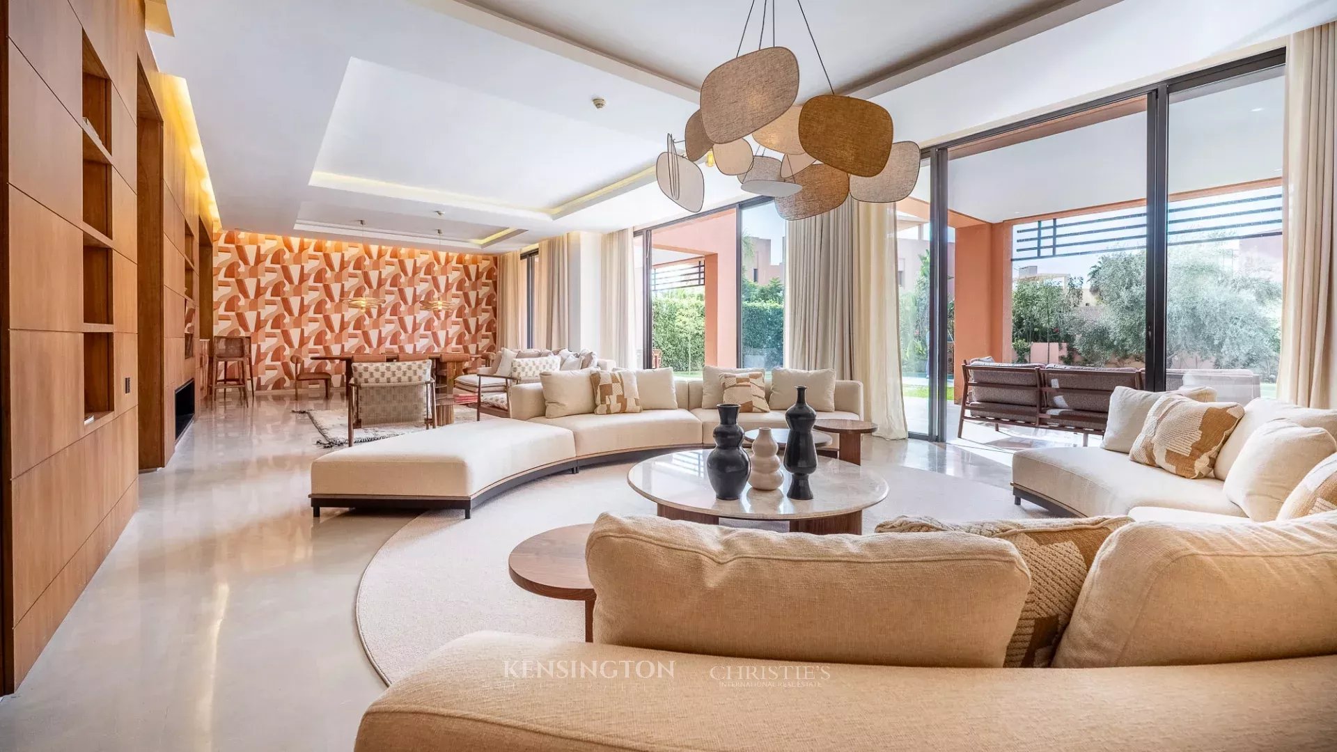 4 Bedroom Villa/Townhouse's Image 6