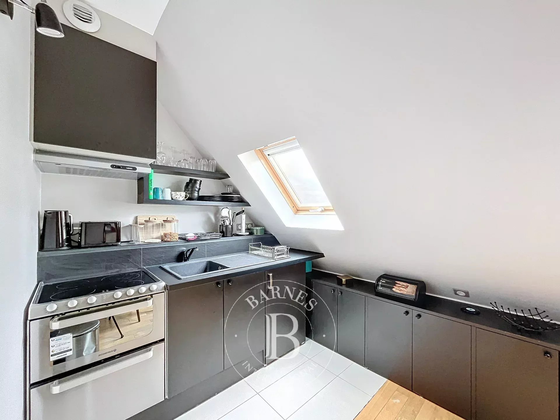 Daire Paris 8ème - picture 4