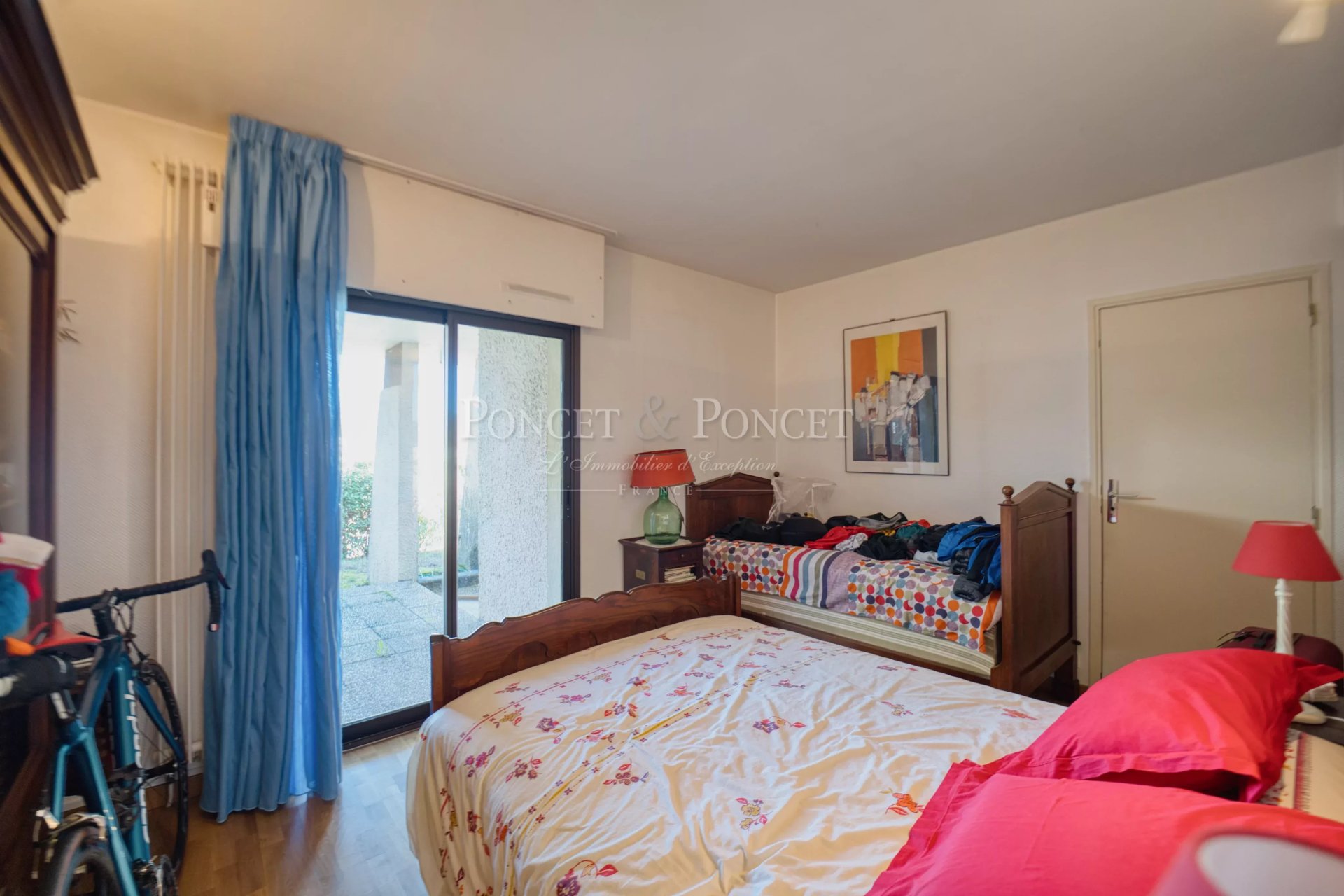 6 Bedroom Villa/Townhouse's Image 8