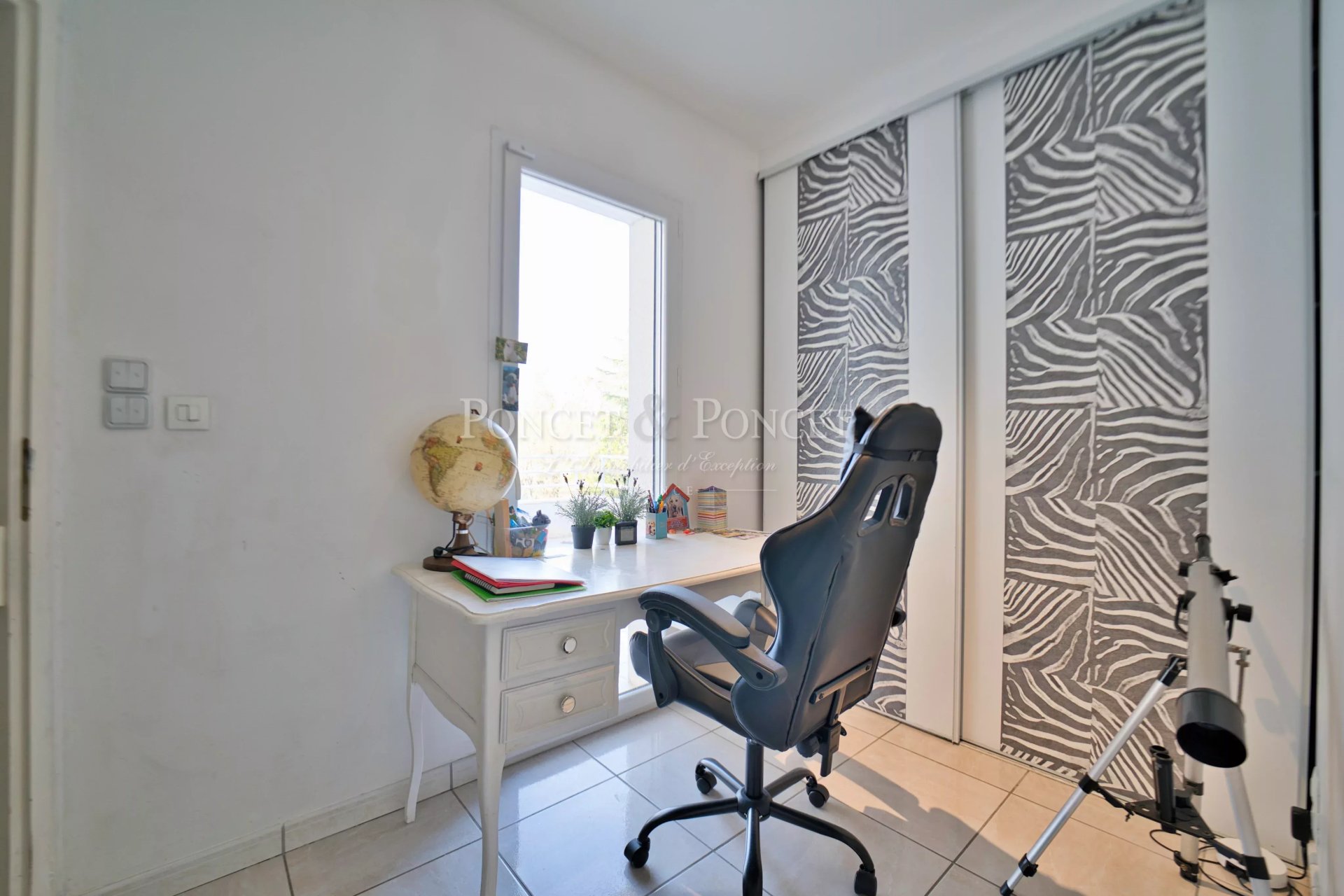 5 Bedroom Villa/Townhouse's Image 9