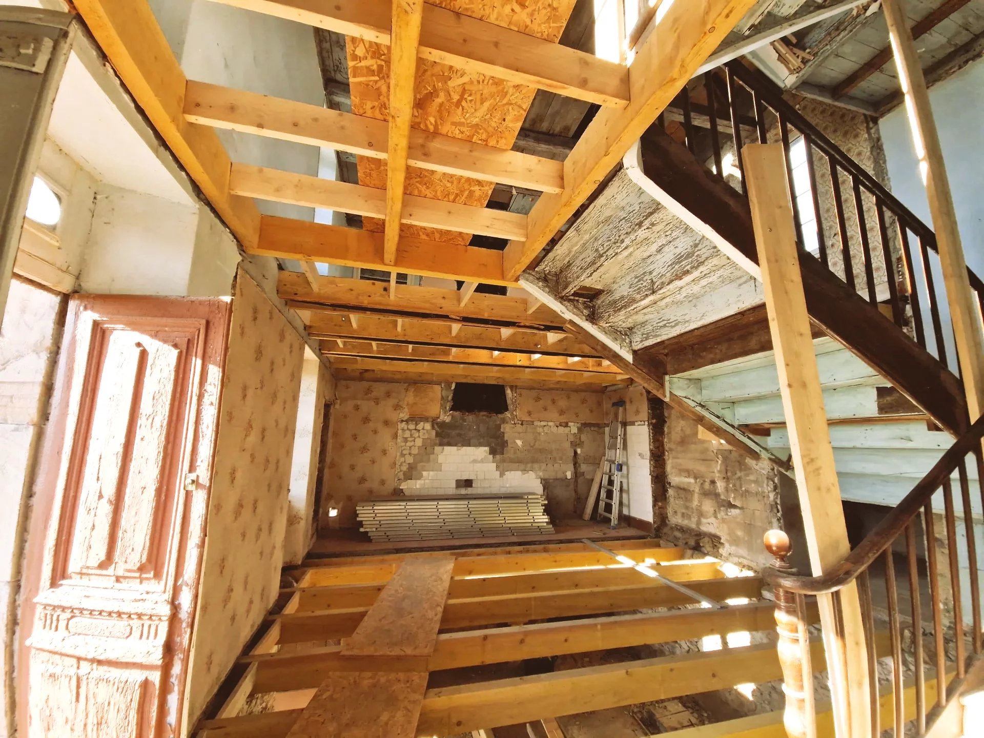 House in La Salvetat-Peyrales - Image 3