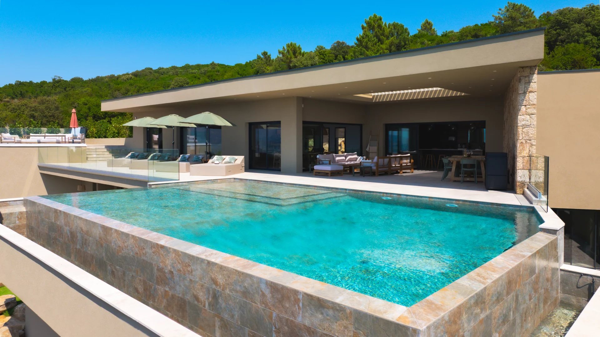 VILLA PINNATA - 5 chambres, piscine, vue mer panoramique, salle de jeux, cinéma