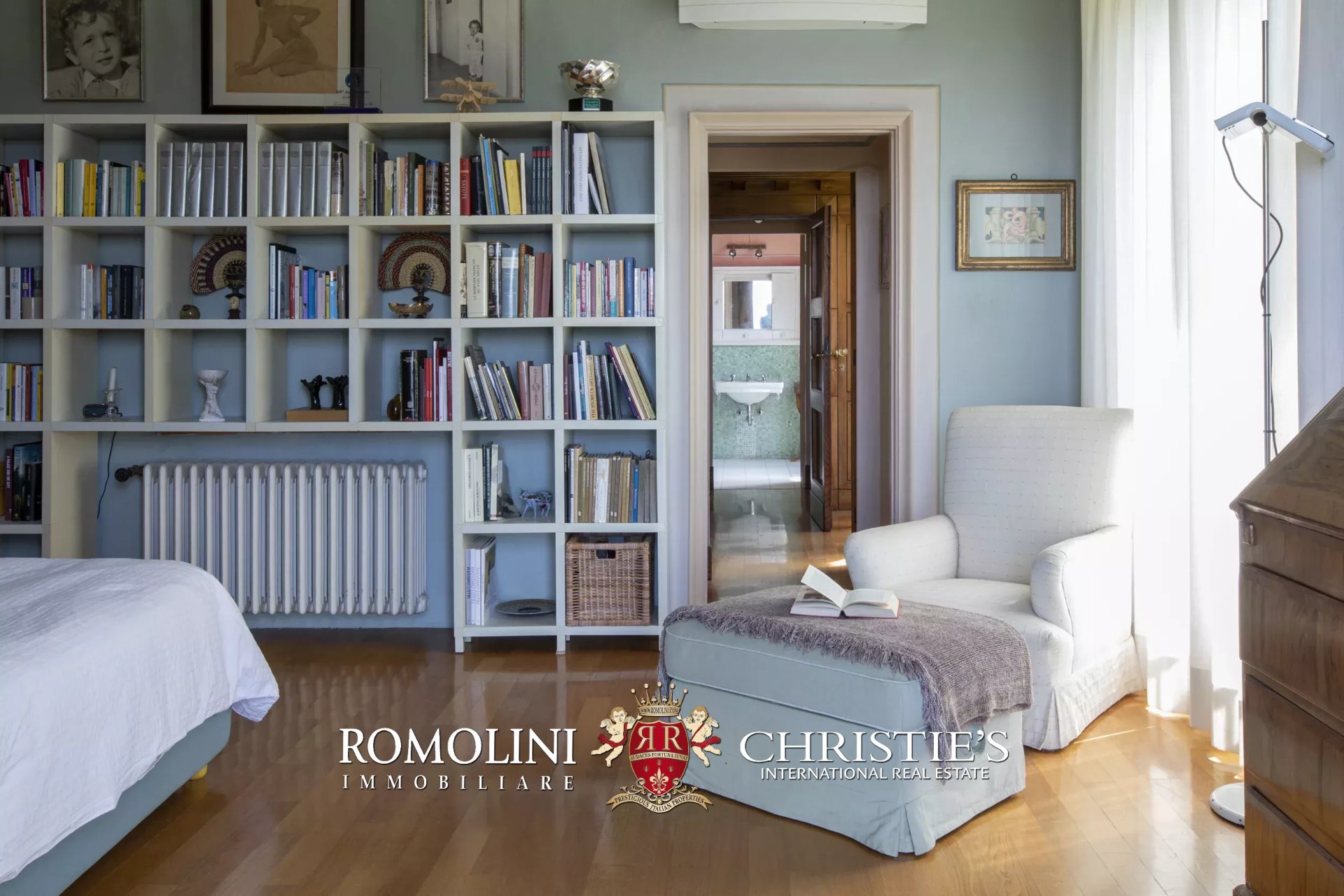 7 Bedroom Villa/Townhouse's Image 32