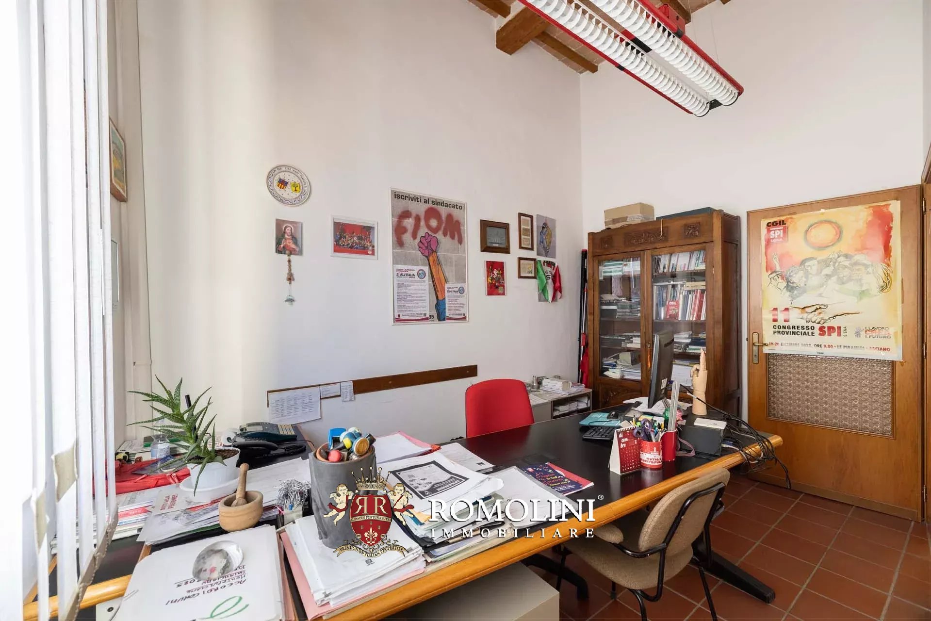 8 Bedroom Villa/Townhouse's Image 24
